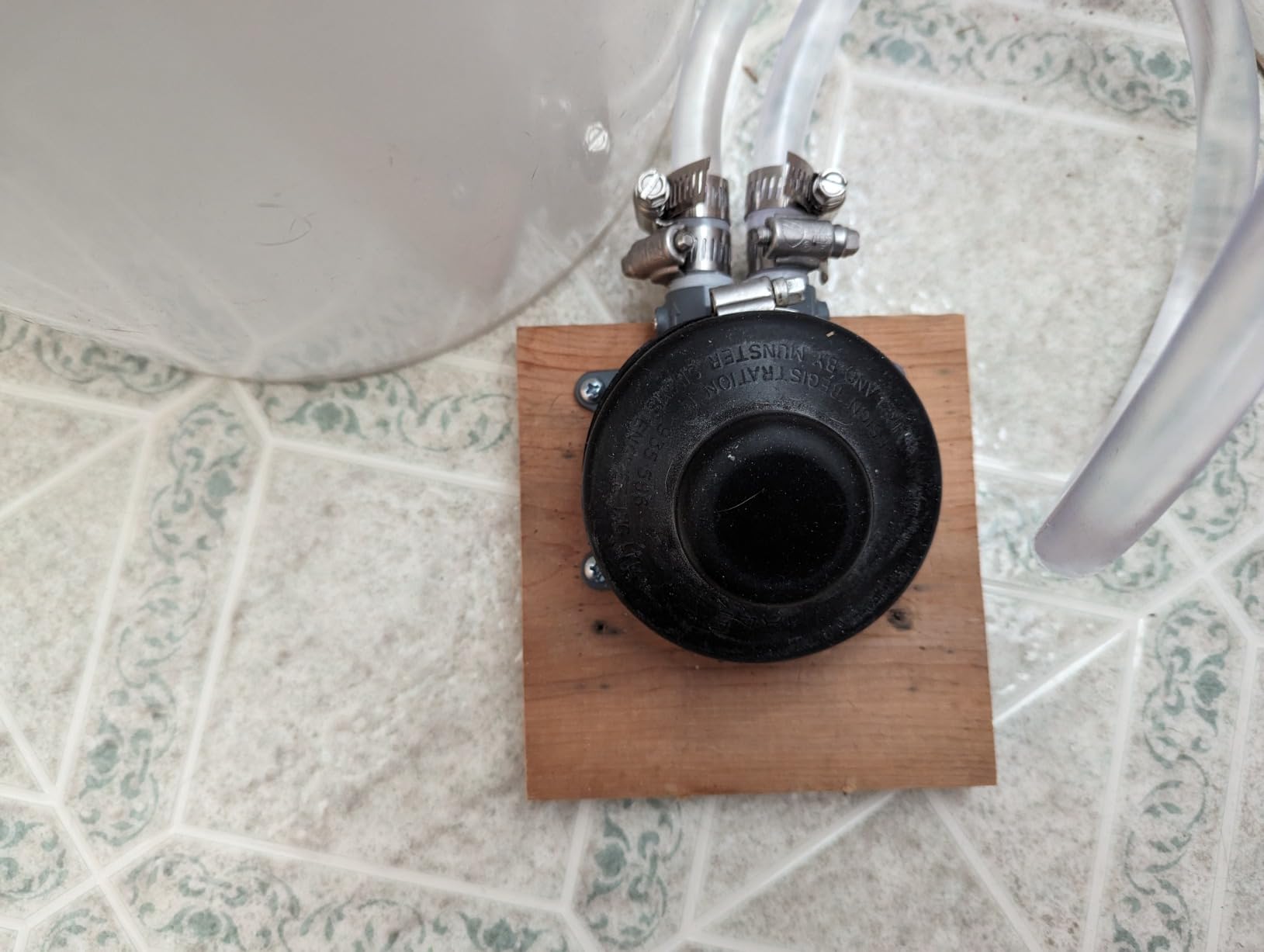 Whale GP4618 Babyfoot Manual Freshwater Galley Pump, Connects to ½-Inch Flexible Hose, 2.2 GPM Max Flow Rate Black Customer Review Whale GP4618 Babyfoot Manual Freshwater Galley Pump, Connects to ½-Inch Flexible Hose, 2.2 GPM Max Flow Rate Black - Customer Photo 1