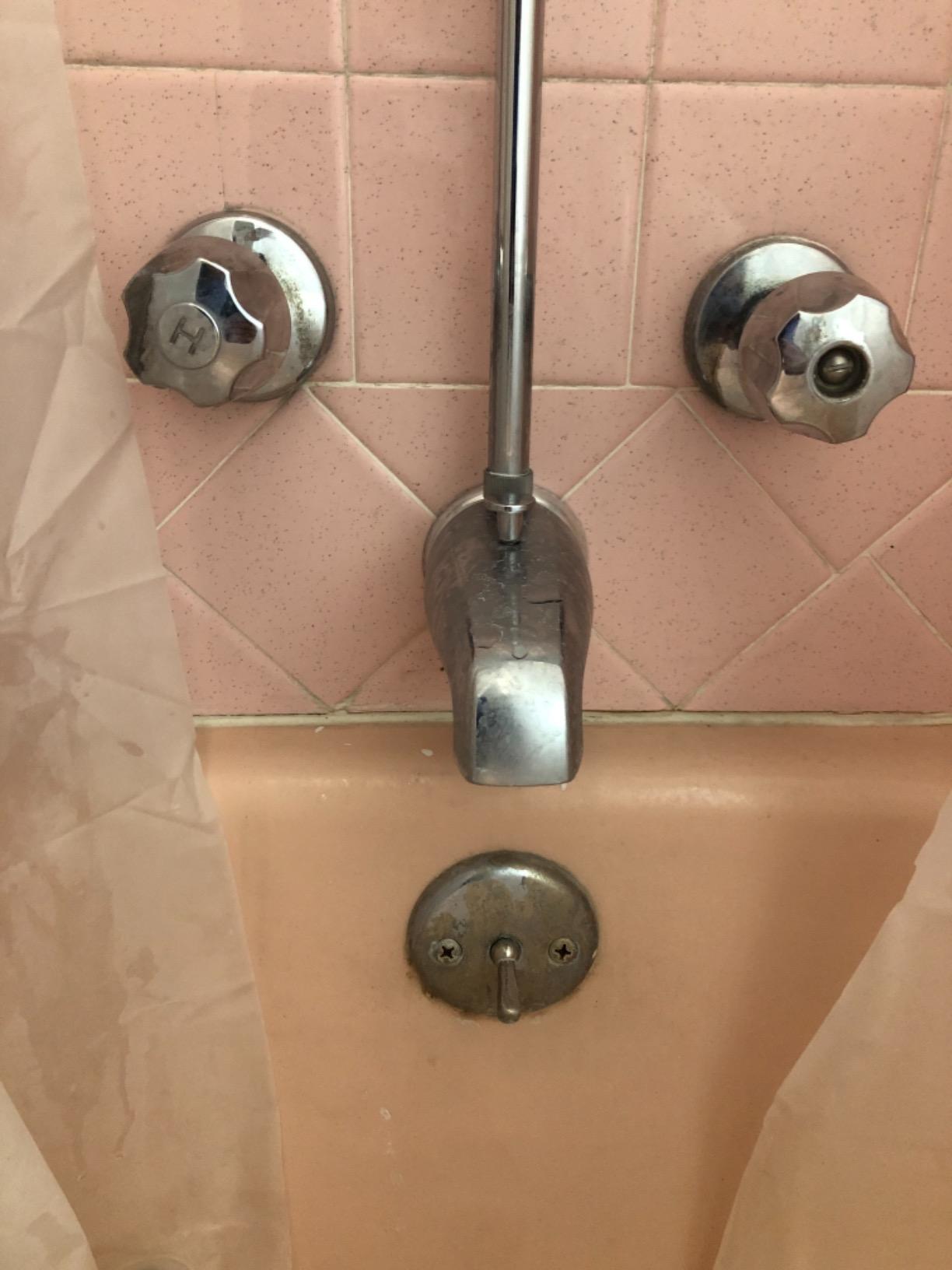 Kingston Brass CC3111 Convertor Shower Unit, Polished Chrome,61-inch Length Customer Review Kingston Brass CC3111 Convertor Shower Unit, Polished Chrome,61-inch Length - Customer Photo 2