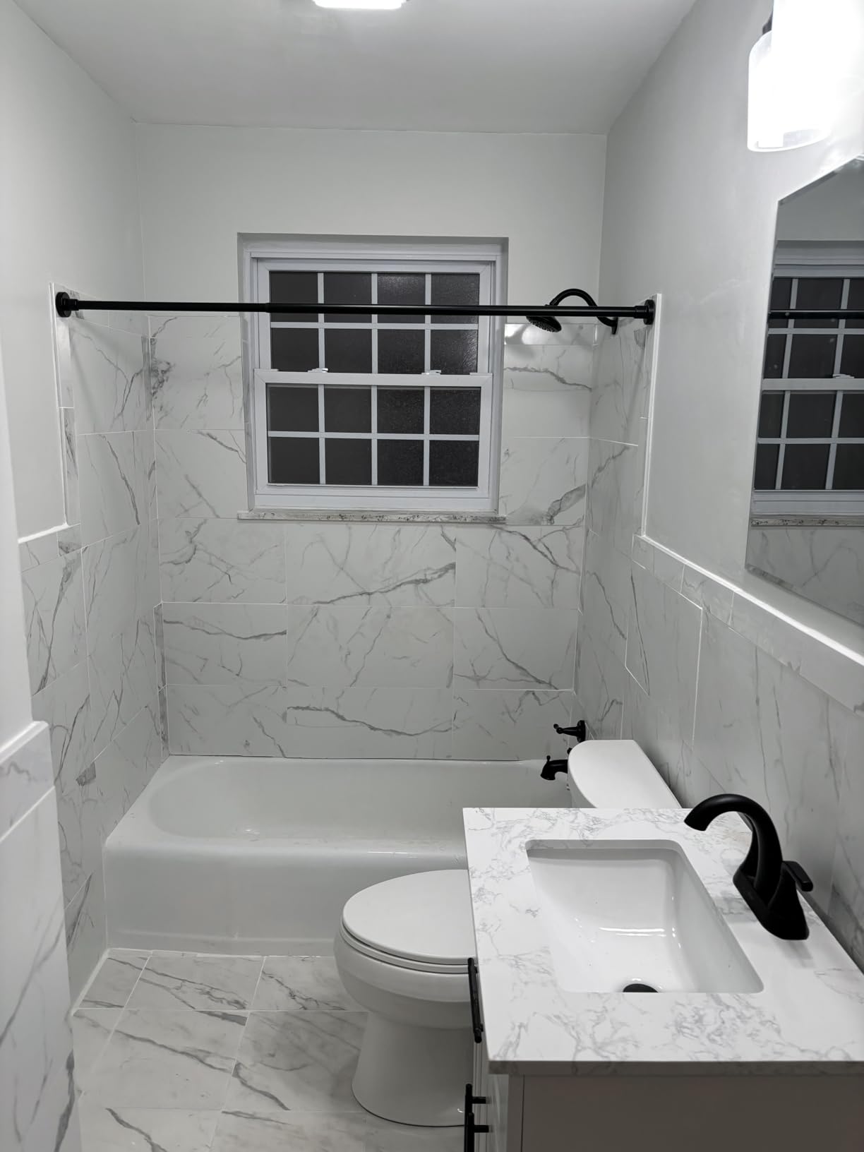 Design House 523472 Oakmont Classic Bath and Shower Trim with Single-Function Shower Head, 2-Handle Faucet and Valve Customer Review Design House 523472 Oakmont Classic Bath and Shower Trim with Single-Function Shower Head, 2-Handle Faucet and Valve - Customer Photo 1