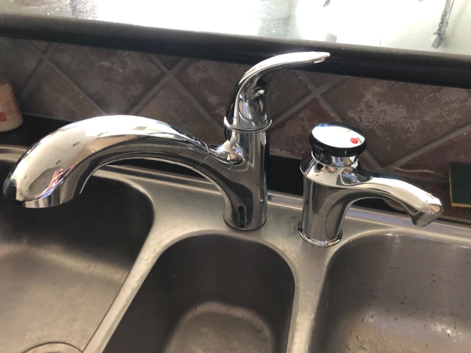 InSinkErator Invite Contour Instant Hot Water Dispenser System - Faucet & Tank, Chrome, H-CONTOUR-SS Customer Review InSinkErator Invite Contour Instant Hot Water Dispenser System - Faucet & Tank, Chrome, H-CONTOUR-SS - Customer Photo 1