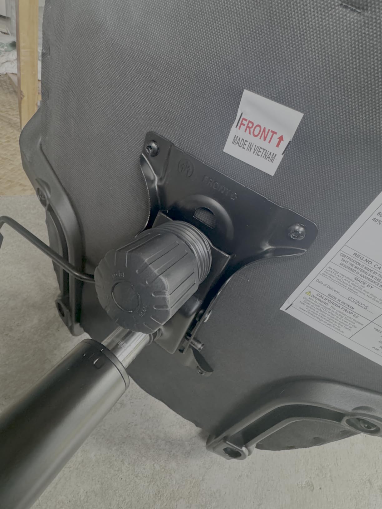 BestOffice | Ergonomic Office Chair | Mid-Back Swivel Desk Chair | Breathable Backrest & Lumbar Support | Adjustable Height | Sponge Seat | Rolling Wheels | Black | for Adults & Women Customer Review BestOffice | Ergonomic Office Chair | Mid-Back Swivel Desk Chair | Breathable Backrest & Lumbar Support | Adjustable Height | Sponge Seat | Rolling Wheels | Black | for Adults & Women - Customer Photo 2