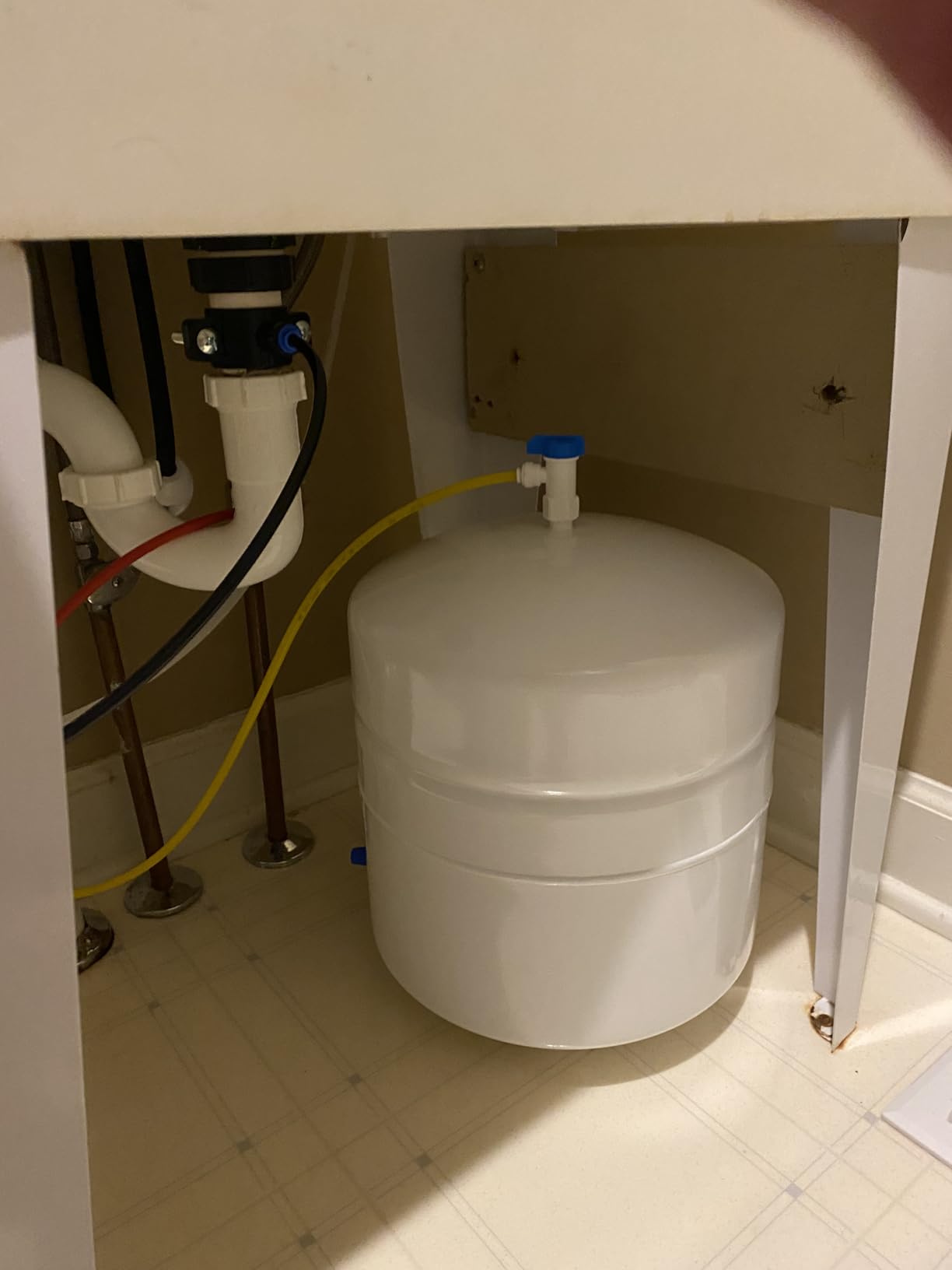 APEC Water Systems ROES-50 Reverse Osmosis Water Filter Essence Series Top Tier 5-Stage WQA Certified Ultra Safe Reverse Osmosis System Customer Review APEC Water Systems ROES-50 Reverse Osmosis Water Filter Essence Series Top Tier 5-Stage WQA Certified Ultra Safe Reverse Osmosis System - Customer Photo 1