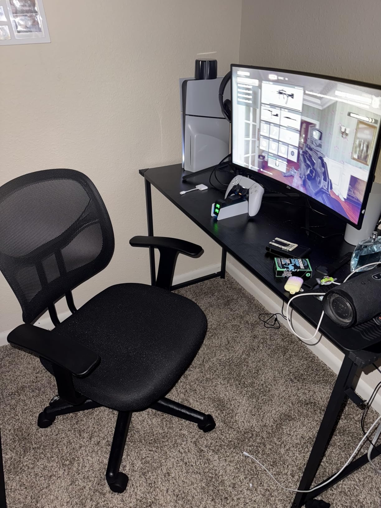 Amazon Basics Mesh Mid-Back Adjustable-Height 360-Degree Swivel Office Desk Chair with Armrests, Lumbar Support and Easy to Assemble, Black Customer Review Amazon Basics Mesh Mid-Back Adjustable-Height 360-Degree Swivel Office Desk Chair with Armrests, Lumbar Support and Easy to Assemble, Black - Customer Photo 2