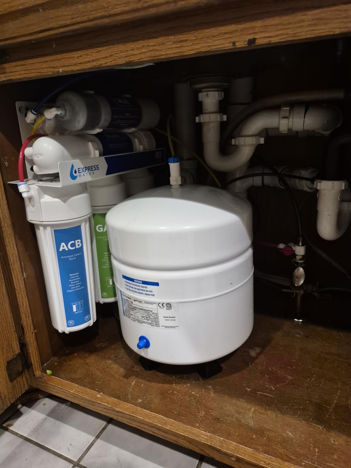 Express Water Reverse Osmosis Alkaline Water Filtration System – 10 Stage RO Water Filter with Faucet and Tank – Under Sink Water Filter with Alkaline Filter for Added Essential Minerals – 50 GPD Customer Review Express Water Reverse Osmosis Alkaline Water Filtration System – 10 Stage RO Water Filter with Faucet and Tank – Under Sink Water Filter with Alkaline Filter for Added Essential Minerals – 50 GPD - Customer Photo 2