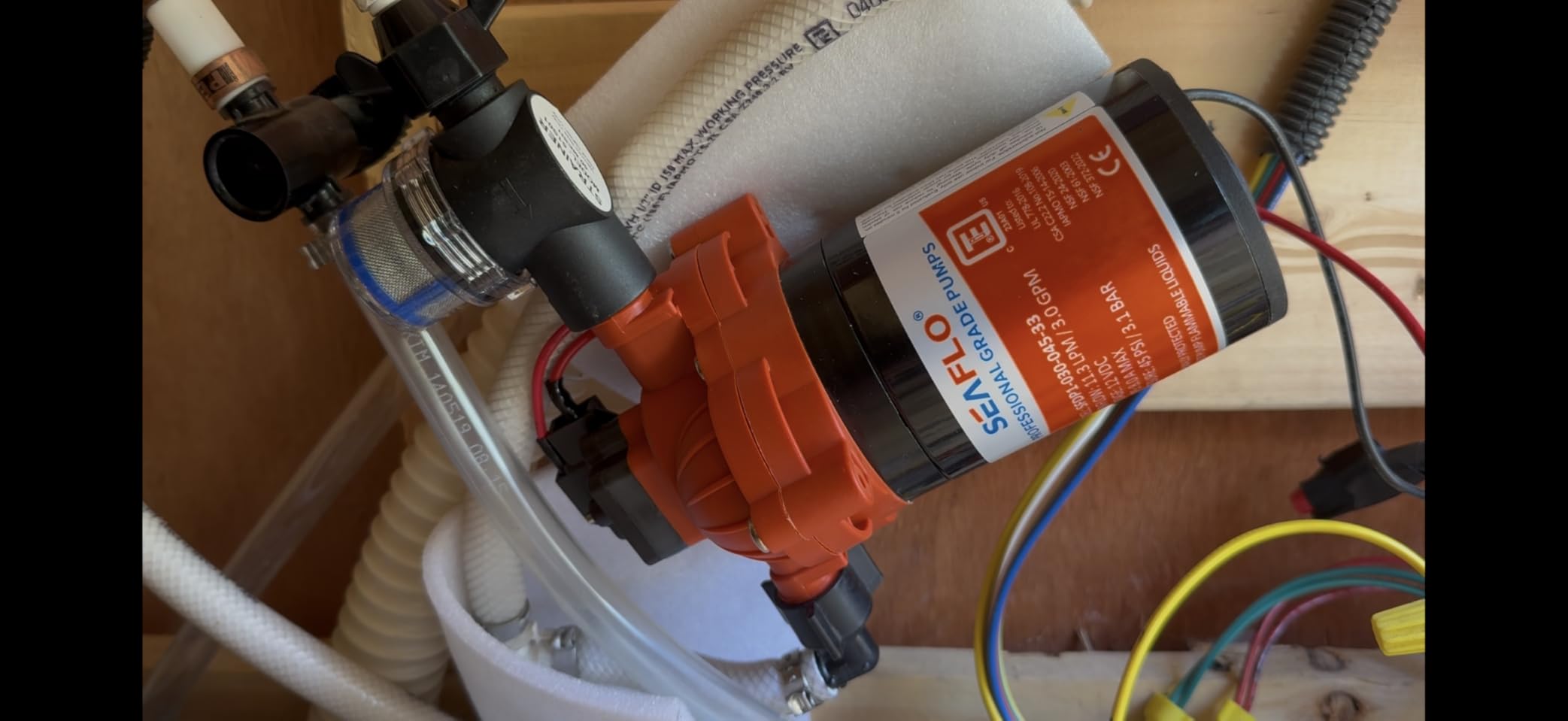 SEAFLO 33 Series 12V DC RV/Camper/Boat/Off-Grid Fresh Water Pressure Pump –12V, 3.0 GPM, 45 PSI, On Demand Self-Priming, Built-In Pressure Switch - NSF, CE & Rohs Certified, UL Listed, 4-Year Warranty Customer Review SEAFLO 33 Series 12V DC RV/Camper/Boat/Off-Grid Fresh Water Pressure Pump –12V, 3.0 GPM, 45 PSI, On Demand Self-Priming, Built-In Pressure Switch - NSF, CE & Rohs Certified, UL Listed, 4-Year Warranty - Customer Photo 1