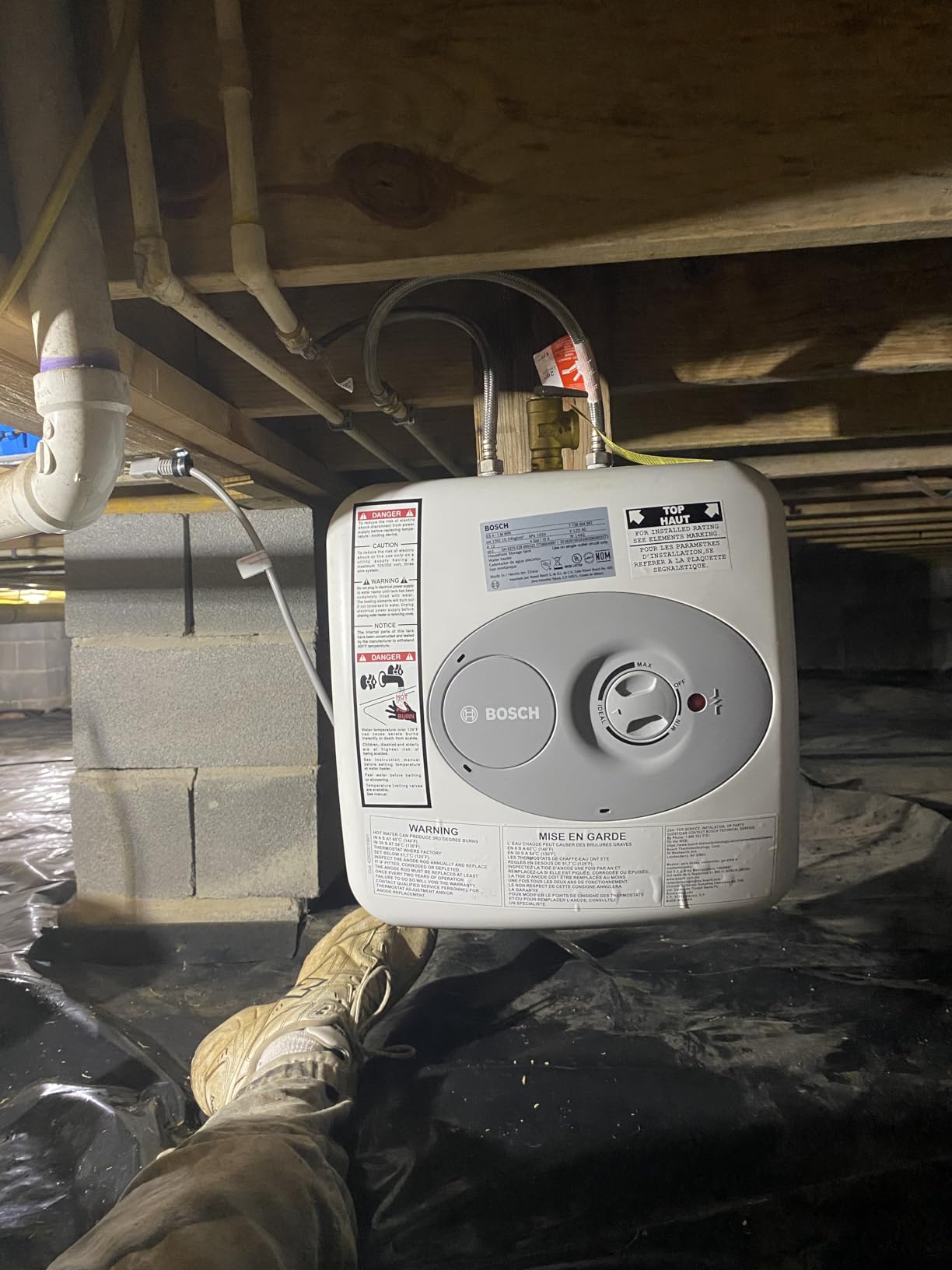 BOSCH Electric Mini-Tank Water Heater Tronic 3000 T 2.5-Gallon (ES2.5) - Eliminate Time for Hot Water - Shelf, Wall or Floor Mounted Customer Review BOSCH Electric Mini-Tank Water Heater Tronic 3000 T 2.5-Gallon (ES2.5) - Eliminate Time for Hot Water - Shelf, Wall or Floor Mounted - Customer Photo 3