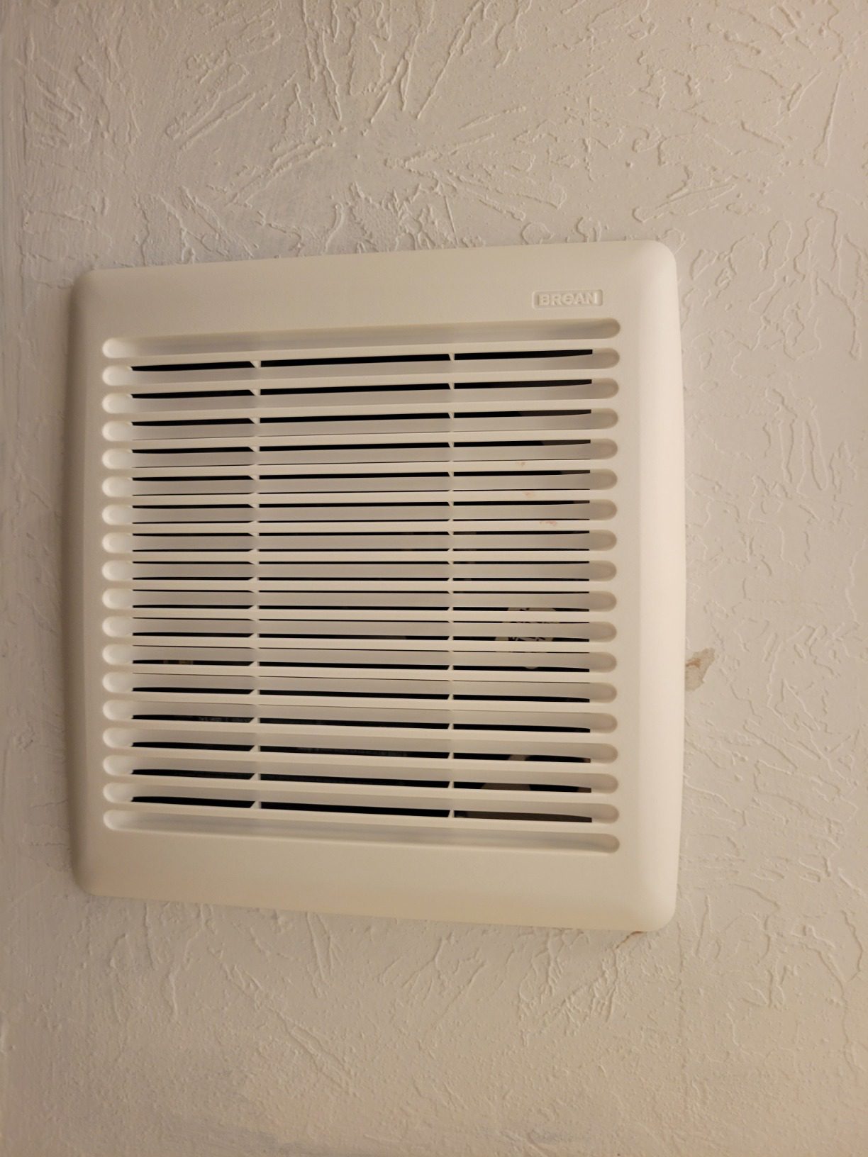 Broan-NuTone Bathroom Exhaust Fan, Easy Install, Powerful 110 CFM, Quiet 1.0 Sones, Energy Star Customer Review Broan-NuTone Bathroom Exhaust Fan, Easy Install, Powerful 110 CFM, Quiet 1.0 Sones, Energy Star - Customer Photo 1