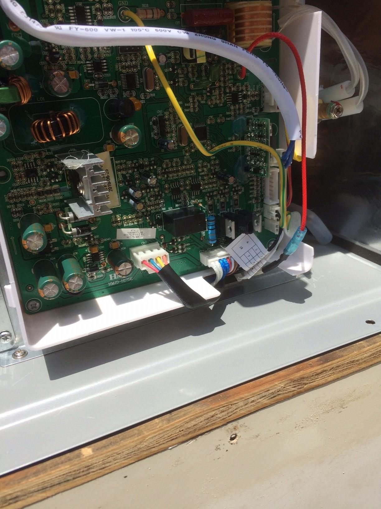 GIRARD Tankless RV Water Heater, 12V Power, 42,000 BTUs, Quiet Operation, Onboard Microprocessor, Digital User Control Panel, Freeze Protection, Easy Installation - 2022107534 Customer Review GIRARD Tankless RV Water Heater, 12V Power, 42,000 BTUs, Quiet Operation, Onboard Microprocessor, Digital User Control Panel, Freeze Protection, Easy Installation - 2022107534 - Customer Photo 1