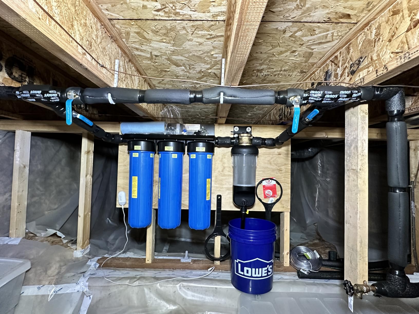 iSpring Whole House Water Filter System, Reduces Iron, Manganese, Chlorine, Sediment, Taste, and Odor, 3-Stage Iron Filter Whole House, Model: WGB32BM - Customer Photo 1