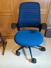 Steelcase Series 1 Office Chair - Ergonomic Work Chair with Wheels for Carpet - Helps Support Productivity - Weight-Activated Controls, Back Supports & Arm Support - Easy Assembly - Graphite - Customer Photo 1