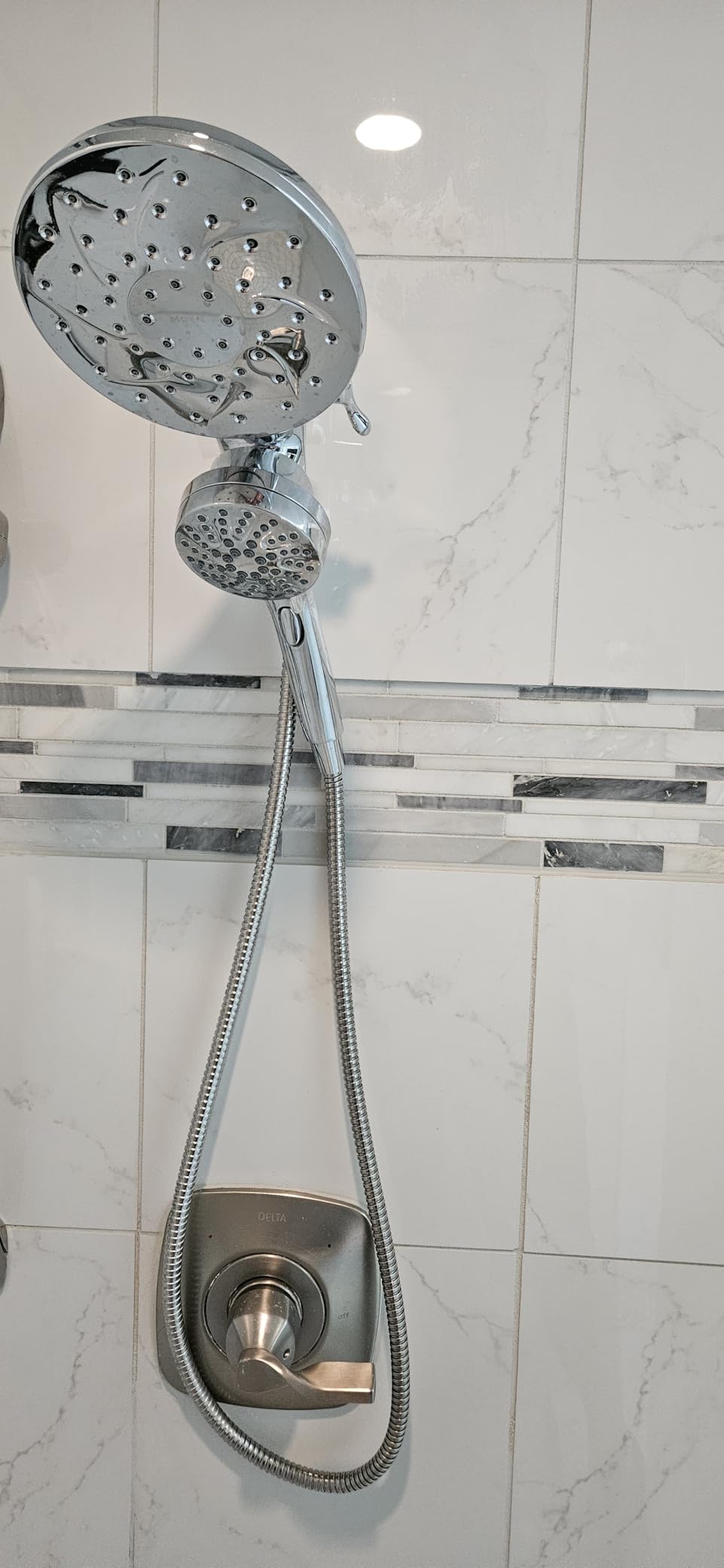 Moen Engage Chrome Magnetix 2-in-1 Combo Rain Showerhead with Detachable Handheld Shower Spray, Featuring Magnetic Docking System, 26009 - Customer Photo 1