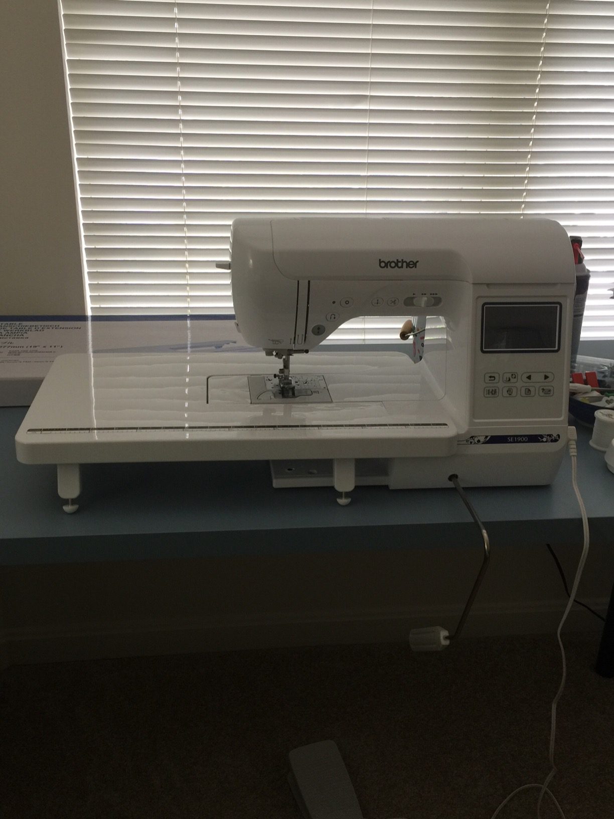 Brother SE1900 Sewing and Embroidery Machine, 138 Designs, 240 Built-in Stitches, Computerized, 5 Brother SE1900 Sewing and Embroidery Machine, 138 Designs, 240 Built-in Stitches, Computerized, 5