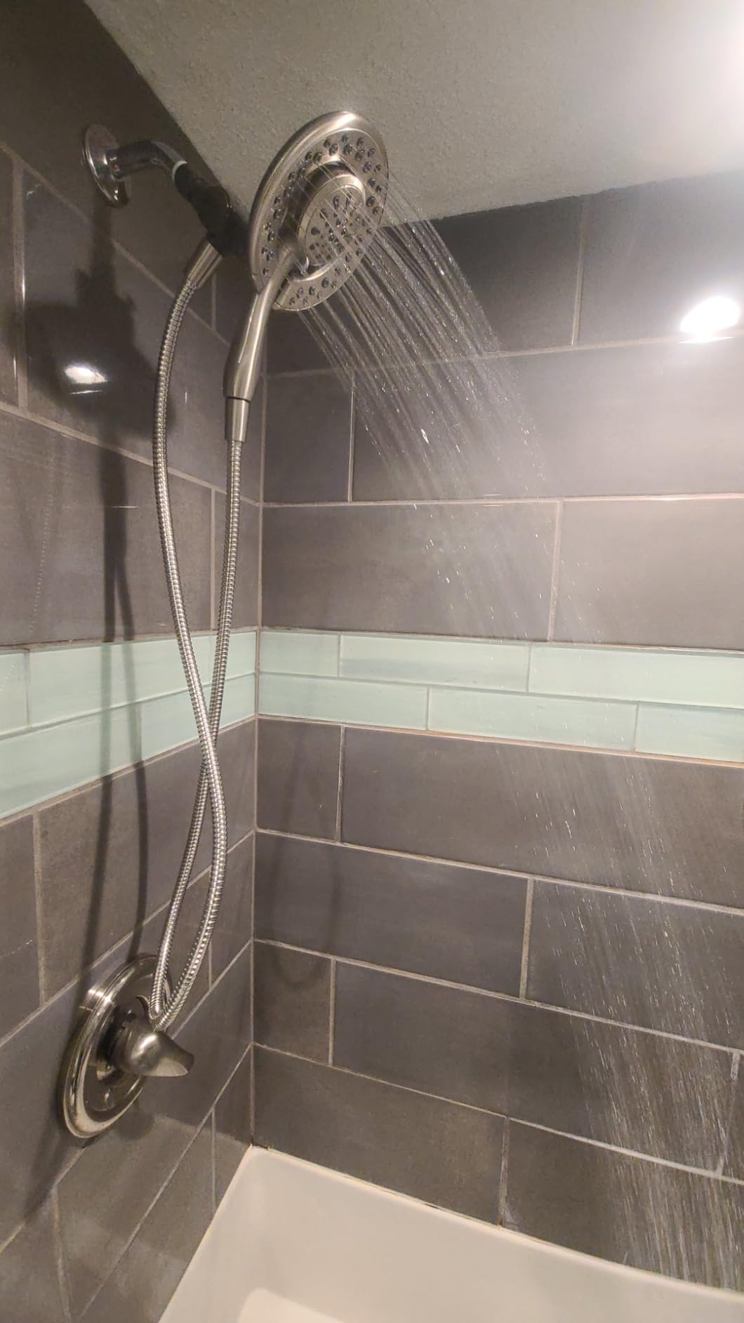 Delta 4-Setting In2ition 2-in-1 Dual Shower Head with HandHeld Spray, Brushed Nickel Detachable Shower Head with Hose, Showerhead, 1.75 GPM Flow Rate, SpotShield Nickel 75486CSN - Customer Photo 1