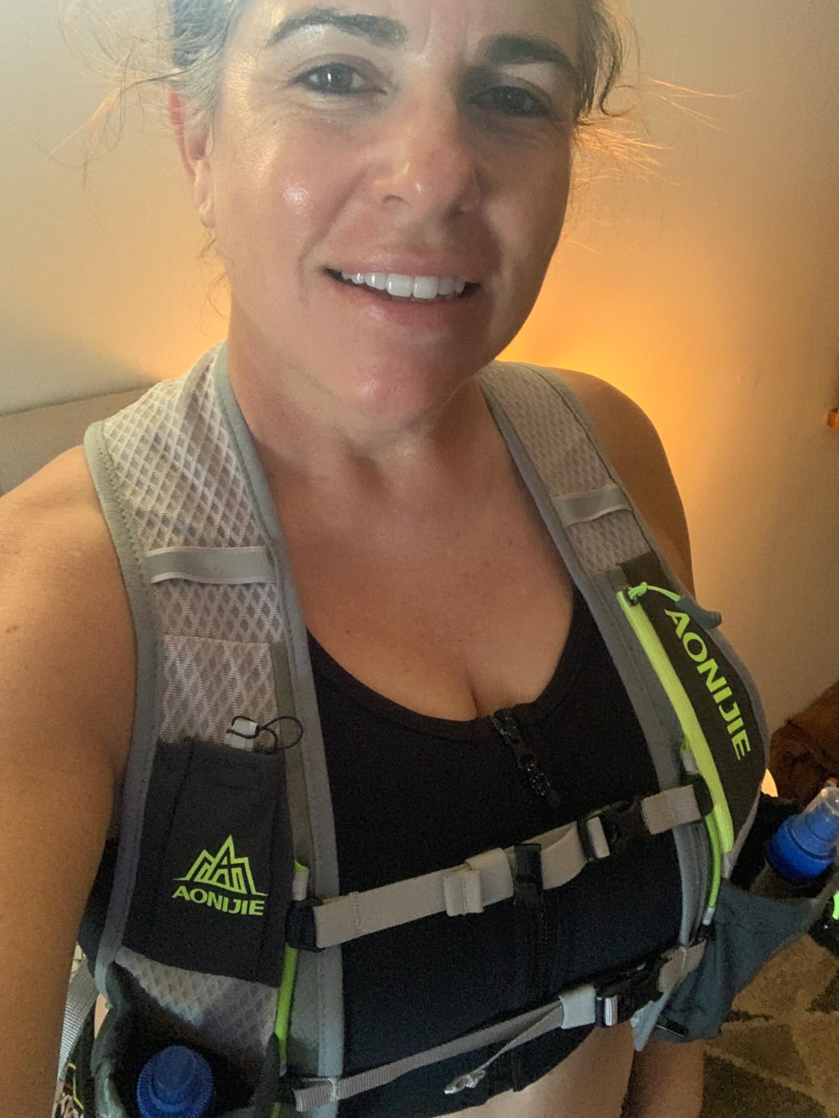 Azarxis Hydration Running Vest Backpack Pack 5L 5.5L for Women and Men Jogging Trail Race Marathon Cycling Hiking Customer Review Azarxis Hydration Running Vest Backpack Pack 5L 5.5L for Women and Men Jogging Trail Race Marathon Cycling Hiking - Customer Photo 1