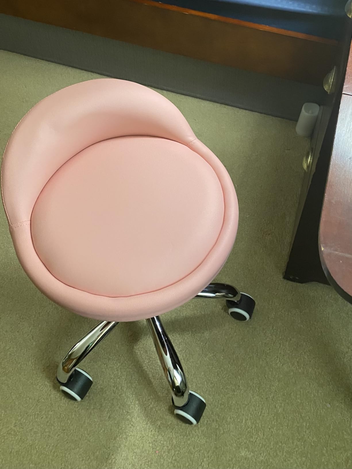 KKTONER PU Leather Round Rolling Stool with Back Rest Height Adjustable Swivel Drafting Work SPA Task Chair with Wheels Black Customer Review KKTONER PU Leather Round Rolling Stool with Back Rest Height Adjustable Swivel Drafting Work SPA Task Chair with Wheels Black - Customer Photo 1