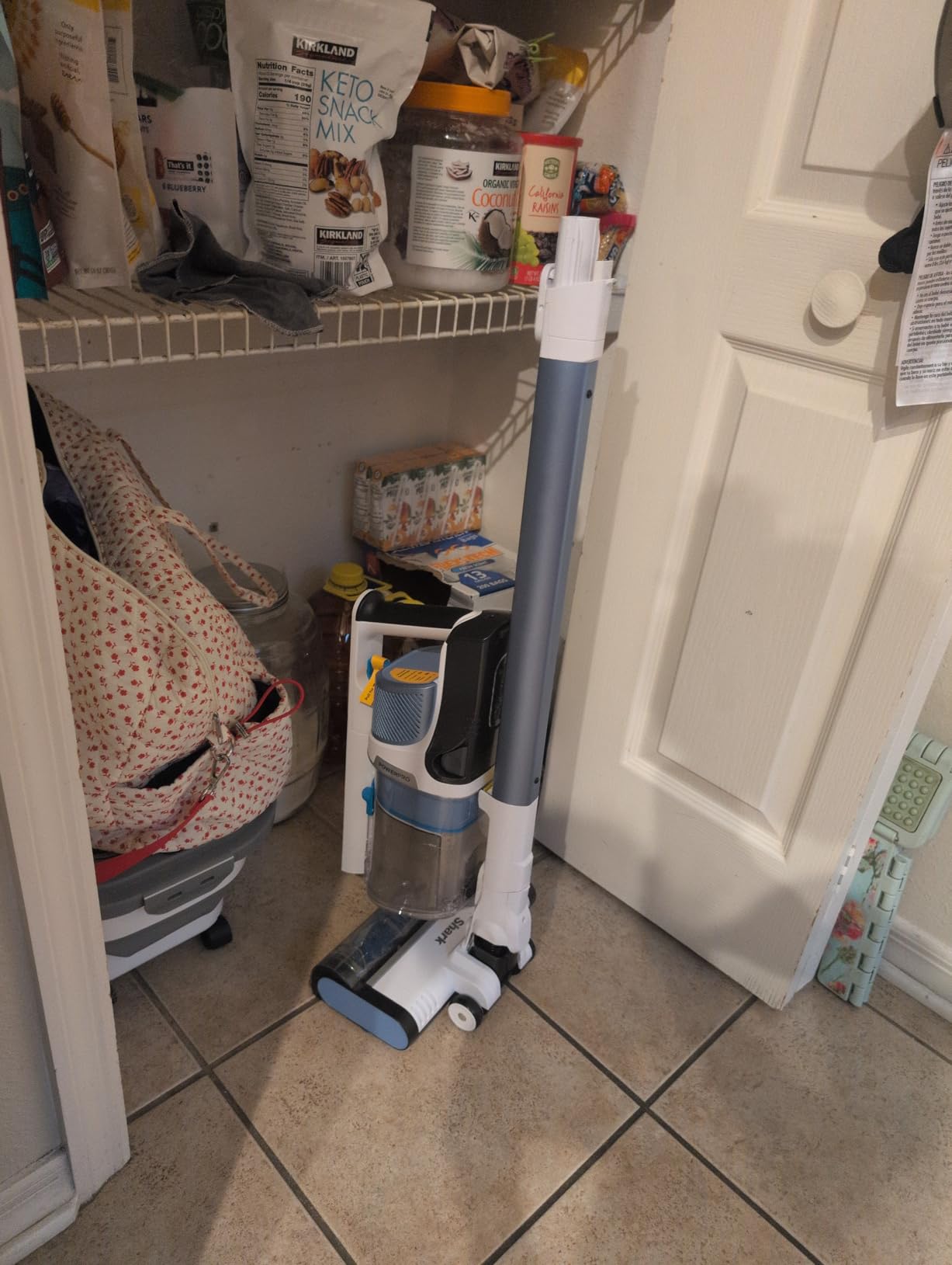 Shark | Pet Cordless Vacuum Cleaner | LED Headlights | Removable Handheld Vacuum for Pet Hair | Crevice Tool & Pet Multi-Tool Included | 40min Runtime | For Carpet & Hard Floors | Grey | IX141 Customer Review Shark | Pet Cordless Vacuum Cleaner | LED Headlights | Removable Handheld Vacuum for Pet Hair | Crevice Tool & Pet Multi-Tool Included | 40min Runtime | For Carpet & Hard Floors | Grey | IX141 - Customer Photo 1