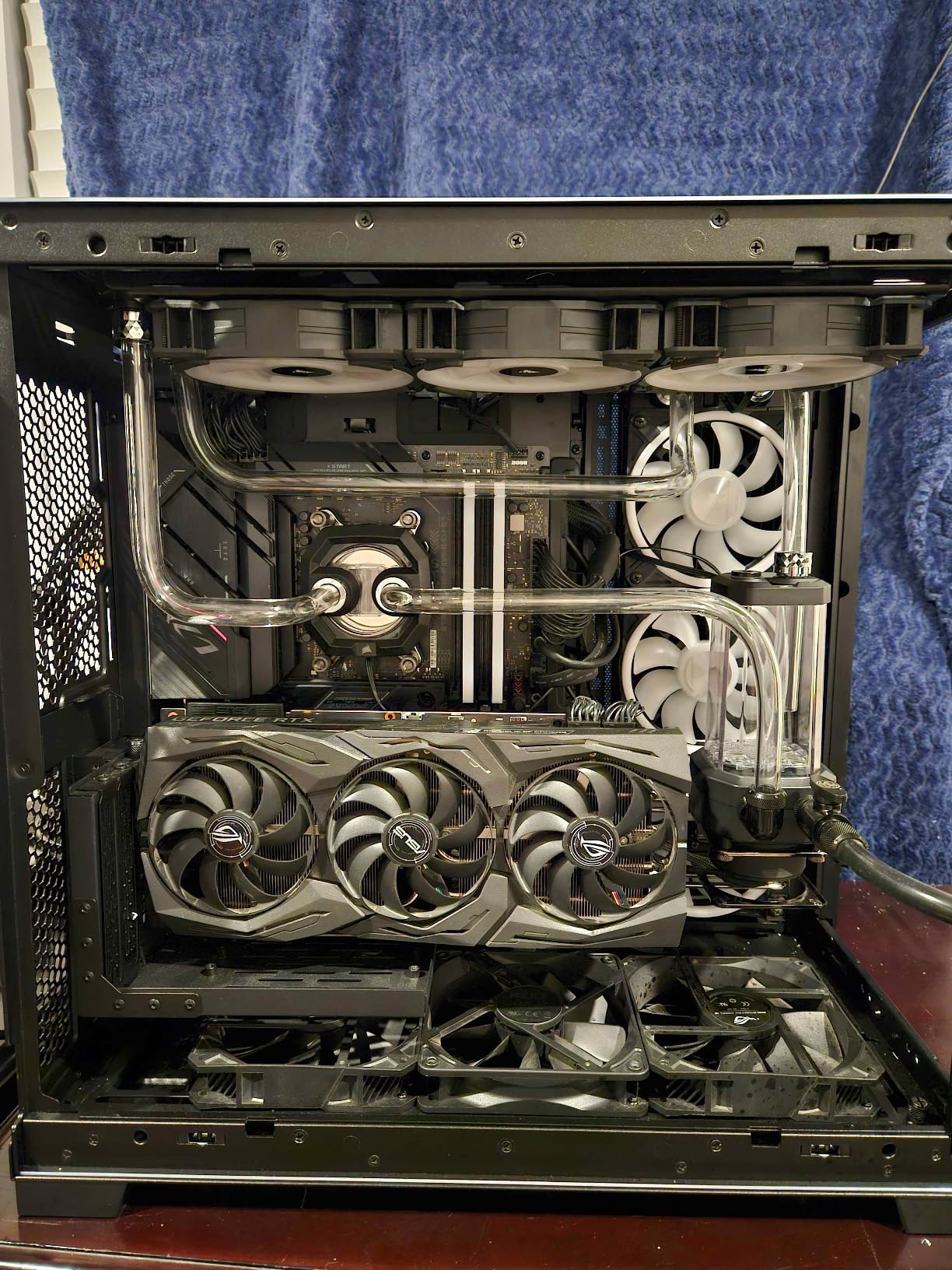 CORSAIR Hydro X Series XT Hardline 14mm Tubing - Customer Photo 1
