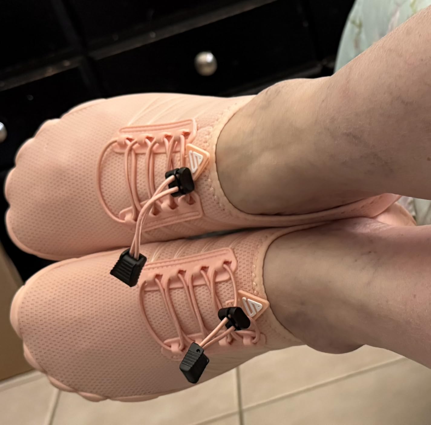 SEEKWAY Water Shoes Men Women Adult Quick-Dry Aqua Sock Barefoot for Beach Swim River Pool Lake Hiking Kayaking Surfing Customer Review SEEKWAY Water Shoes Men Women Adult Quick-Dry Aqua Sock Barefoot for Beach Swim River Pool Lake Hiking Kayaking Surfing - Customer Photo 2