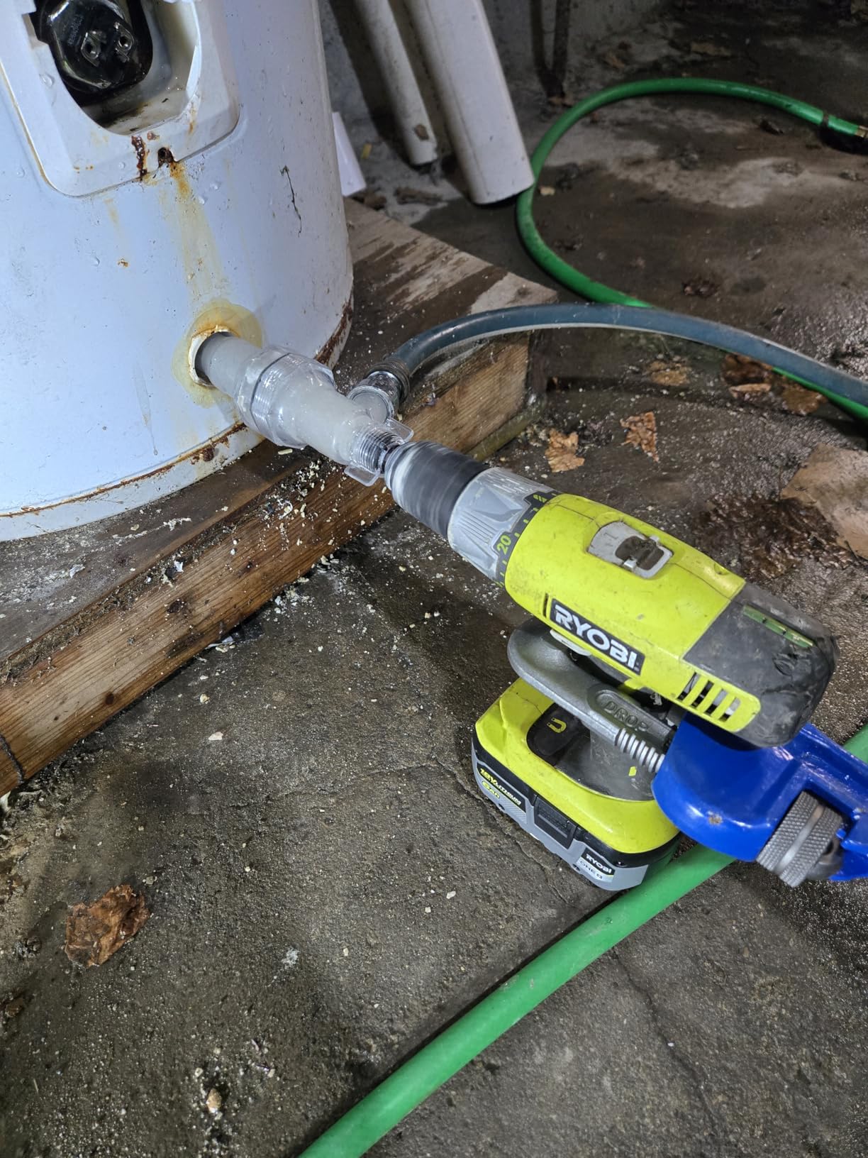 Water Heater Cleaning Tool, Improves Hot Water Supply, Removes Hard Water Sediment, Flushes Gas & Electric Tanks, Pro-Grade DIY Solution Customer Review Water Heater Cleaning Tool, Improves Hot Water Supply, Removes Hard Water Sediment, Flushes Gas & Electric Tanks, Pro-Grade DIY Solution - Customer Photo 1