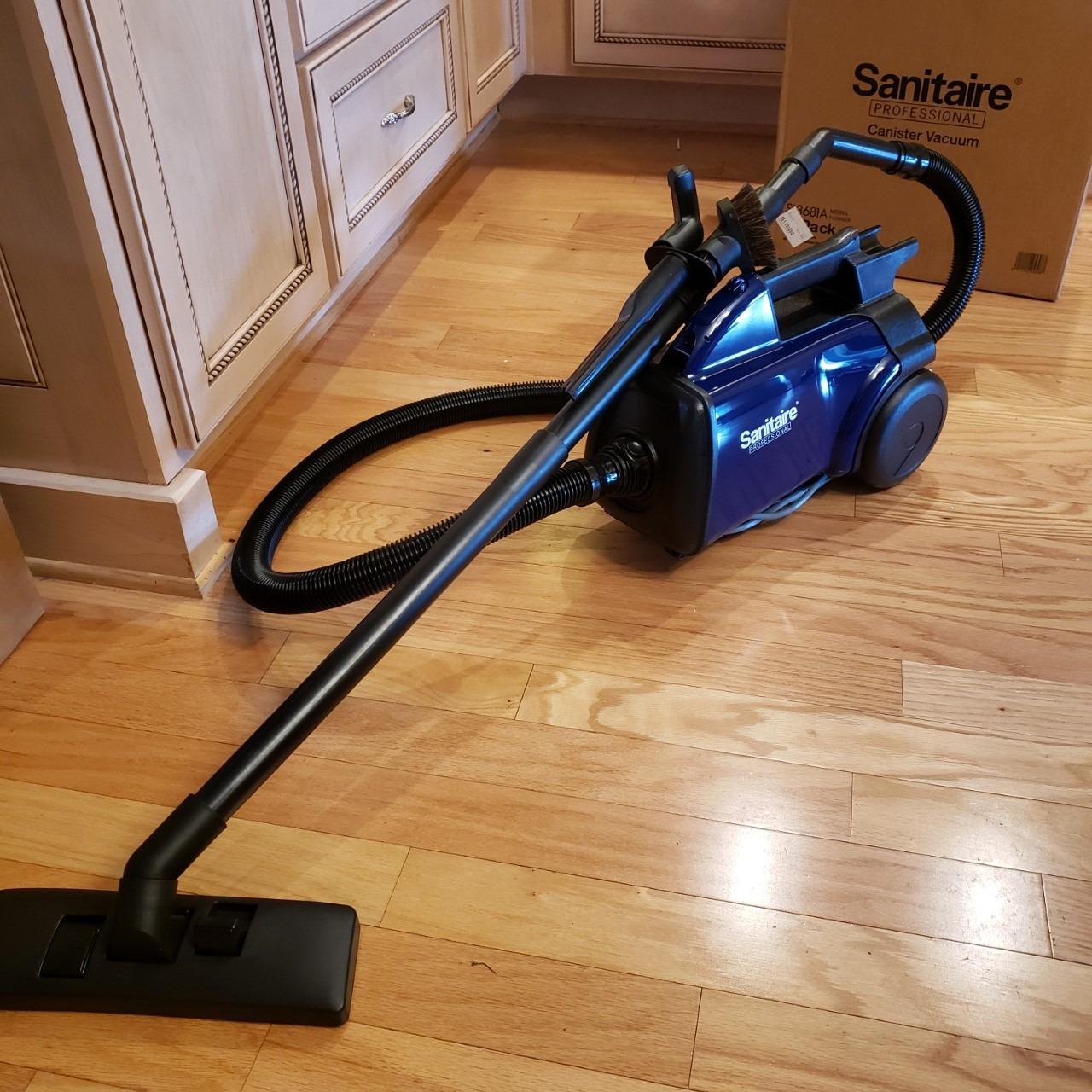 Sanitaire Professional Compact Canister Vacuum Cleaner, SL3681A Blue,black Customer Review Sanitaire Professional Compact Canister Vacuum Cleaner, SL3681A Blue,black - Customer Photo 2