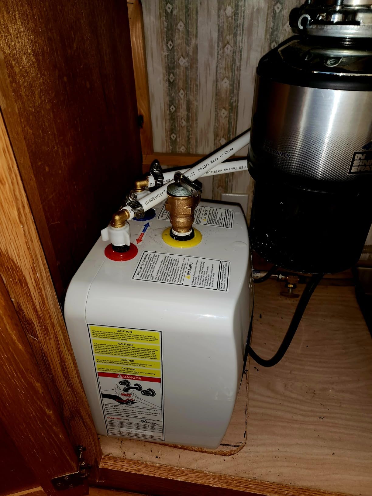 Electric Mini Tank Water Heater UL Listed, ThermoMate 2.5 Gallons Small Under Sink Water Heater for Point of Use Instant Hot Water 110V 120V, Wall or Floor Mounted, ES250 Customer Review Electric Mini Tank Water Heater UL Listed, ThermoMate 2.5 Gallons Small Under Sink Water Heater for Point of Use Instant Hot Water 110V 120V, Wall or Floor Mounted, ES250 - Customer Photo 4