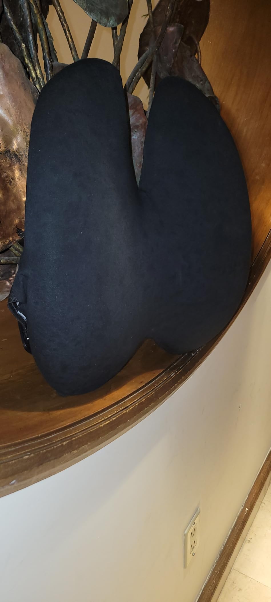 C CUSHION LAB Extra Dense Lumbar Pillow - Patented Ergonomic Multi-Region Firm Back Support for Lower Back Pain Relief - Lumbar Support Cushion with Strap for Office Chair, Car, Sofa, Plane - Black Customer Review C CUSHION LAB Extra Dense Lumbar Pillow - Patented Ergonomic Multi-Region Firm Back Support for Lower Back Pain Relief - Lumbar Support Cushion with Strap for Office Chair, Car, Sofa, Plane - Black - Customer Photo 1