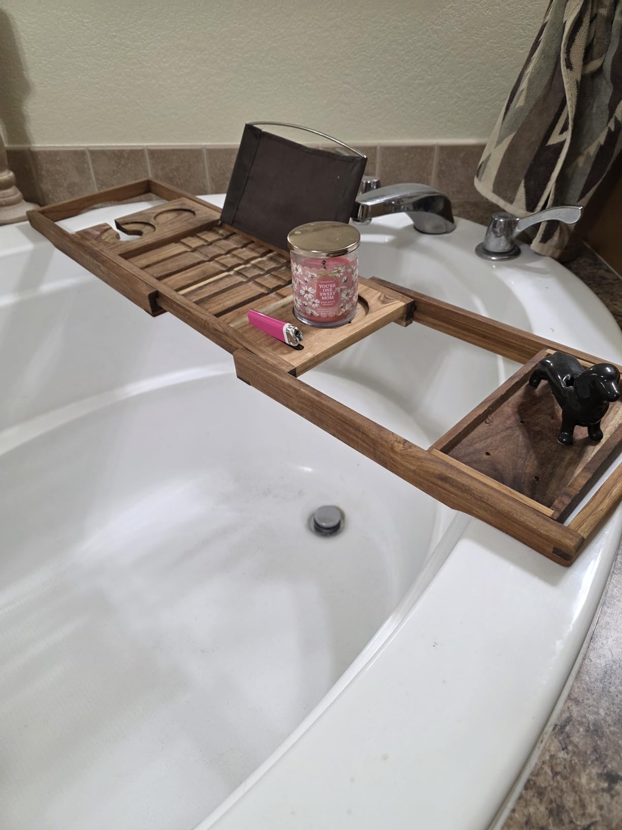 VaeFae Premium Teak Bathtub Tray, Expandable Wooden Bath Tray for Tub, Luxury Bathtub & Bathroom Accessories, Great House Warming, Anniversary & Wedding and Birthday Gifts (Free Teak Body Brush) Customer Review VaeFae Premium Teak Bathtub Tray, Expandable Wooden Bath Tray for Tub, Luxury Bathtub & Bathroom Accessories, Great House Warming, Anniversary & Wedding and Birthday Gifts (Free Teak Body Brush) - Customer Photo 1