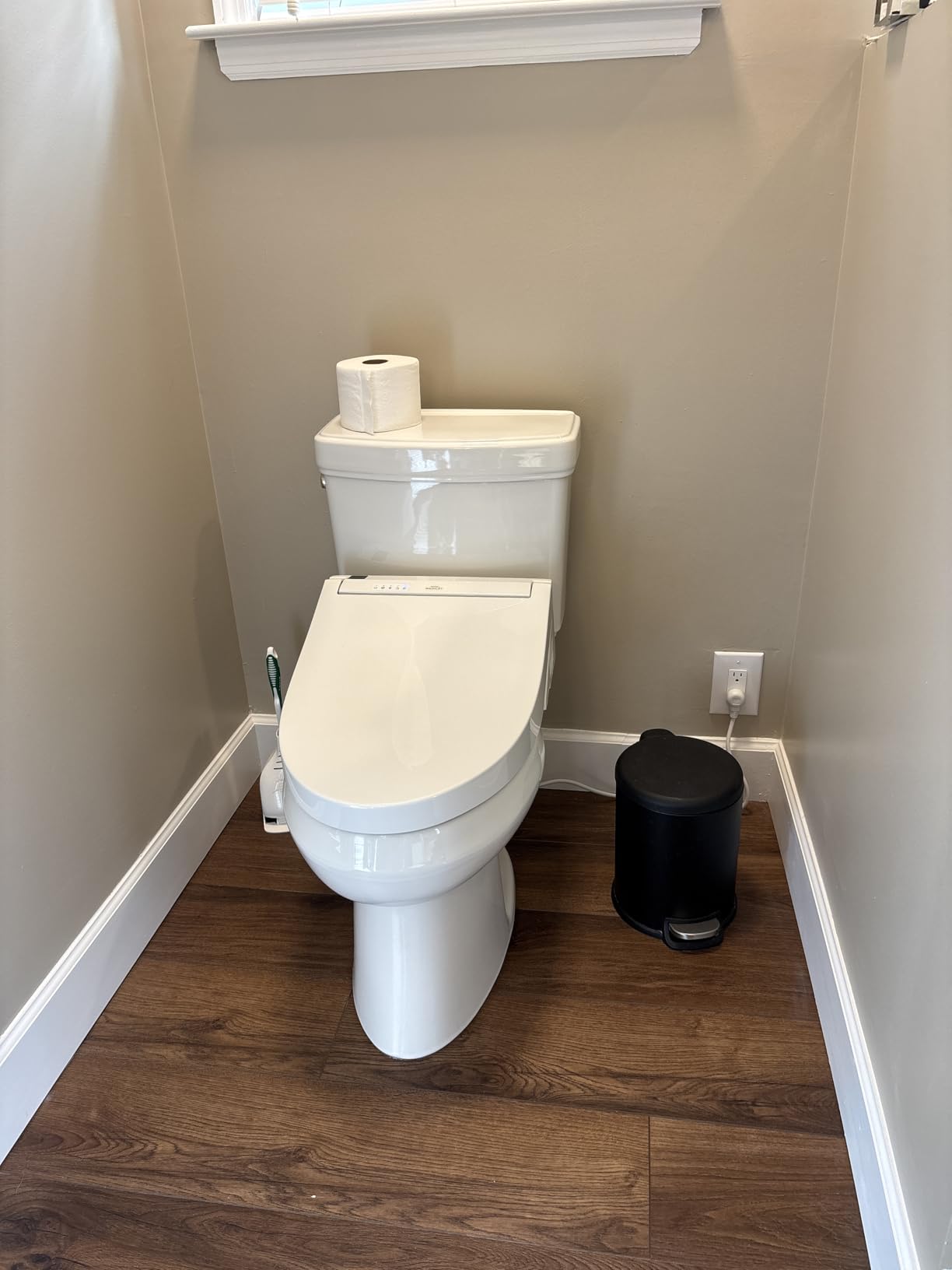 TOTO® WASHLET® C5 Electronic Bidet Toilet Seat with PREMIST and EWATER+ Wand Cleaning, Elongated, Cotton White - SW3084#01 Customer Review TOTO® WASHLET® C5 Electronic Bidet Toilet Seat with PREMIST and EWATER+ Wand Cleaning, Elongated, Cotton White - SW3084#01 - Customer Photo 2