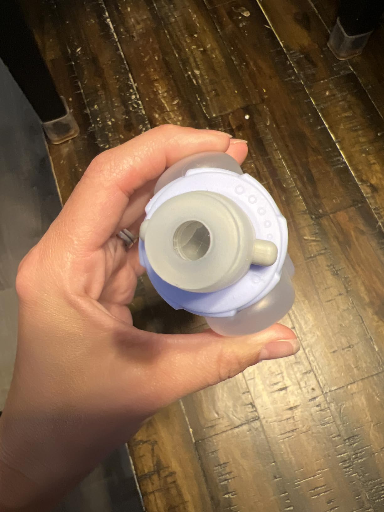 FlipBelt Portable Lightweight Running Water Bottle Customer Review FlipBelt Portable Lightweight Running Water Bottle - Customer Photo 2