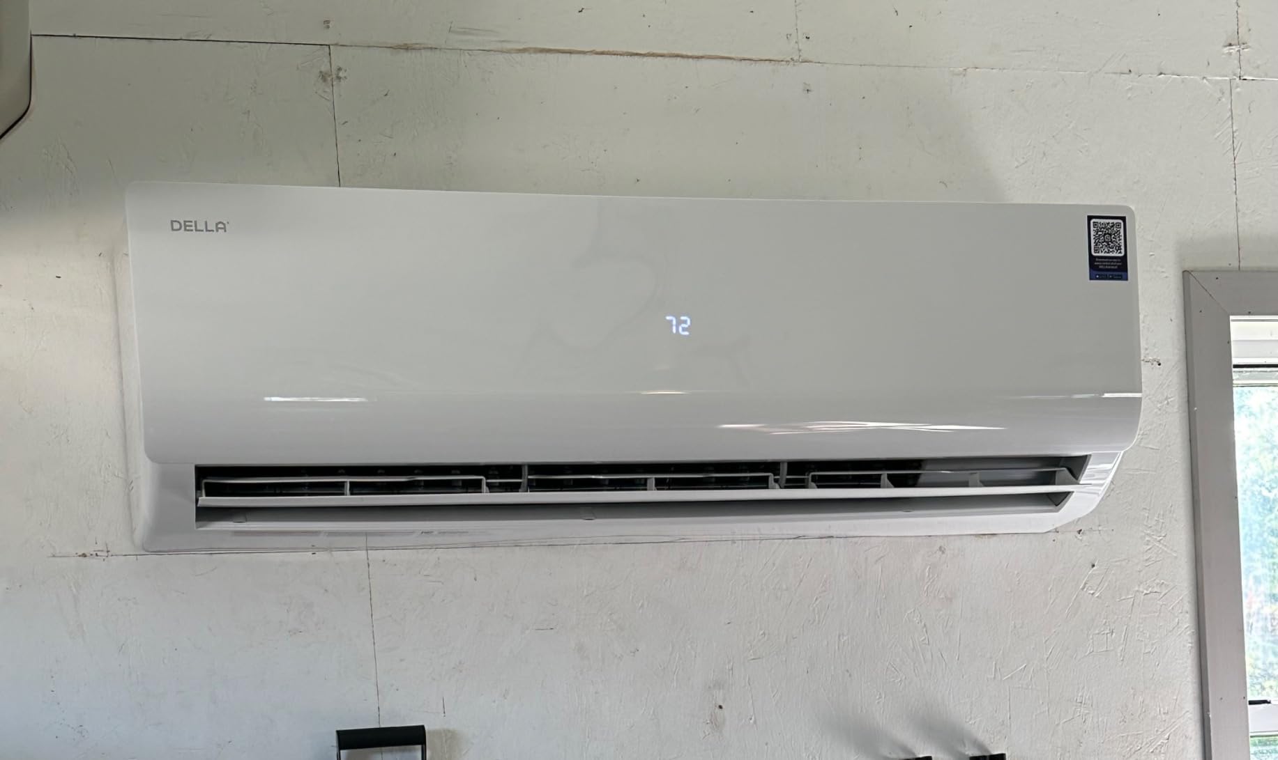 DELLA Vario Series 12000 BTU Mini Split Air Conditioner Work with Alexa with 1 Ton Pre-Charged Heat Pump Ductless Inverter System, 19 SEER2, Cools Up to 550 Sq. Ft,16.4ft Installation Kit Included Customer Review DELLA Vario Series 12000 BTU Mini Split Air Conditioner Work with Alexa with 1 Ton Pre-Charged Heat Pump Ductless Inverter System, 19 SEER2, Cools Up to 550 Sq. Ft,16.4ft Installation Kit Included - Customer Photo 2