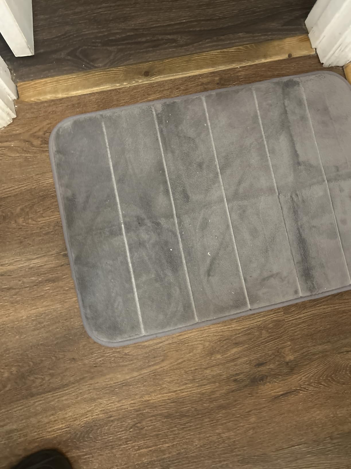 Yimobra Memory Foam Bathroom Rugs Sets 2 Piece - Super Soft Absorbent Quick Dry Bath Mat Set, Machine Washable Non Slip Floor Carpet for Tub Shower & Single Sink (17x24 & 31.5x20 Inch, Gray) - Customer Photo 2
