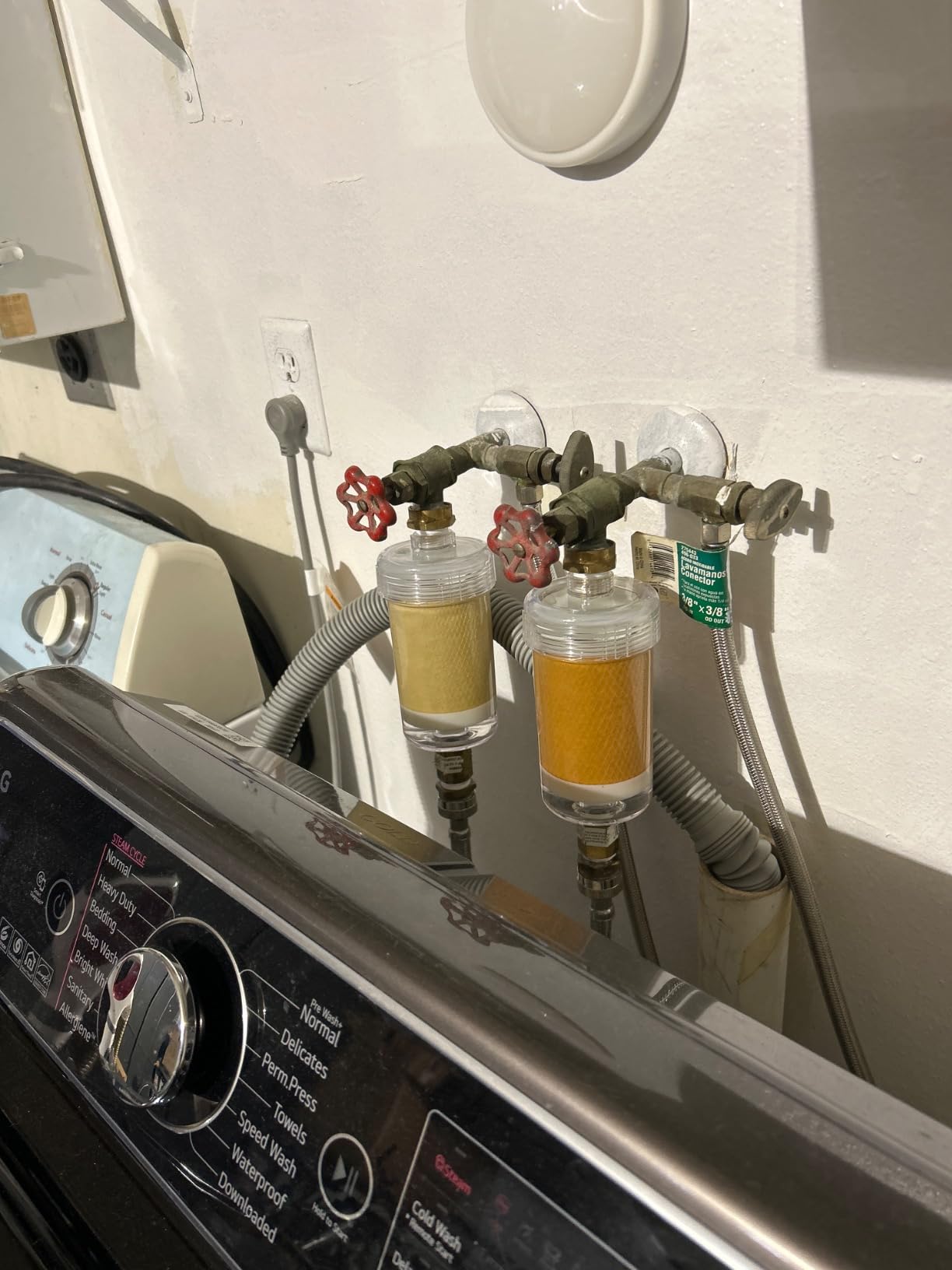 2 Micron High Flow Washing Machine Water Filter, Visible Washer Water Filter System, 99.5% Removal of Chlorine Fluoride, Heavy Metals, Scale, Clothes Yellowing, Reduces Dry Skin, Carbon Shower Filter Customer Review 2 Micron High Flow Washing Machine Water Filter, Visible Washer Water Filter System, 99.5% Removal of Chlorine Fluoride, Heavy Metals, Scale, Clothes Yellowing, Reduces Dry Skin, Carbon Shower Filter - Customer Photo 2