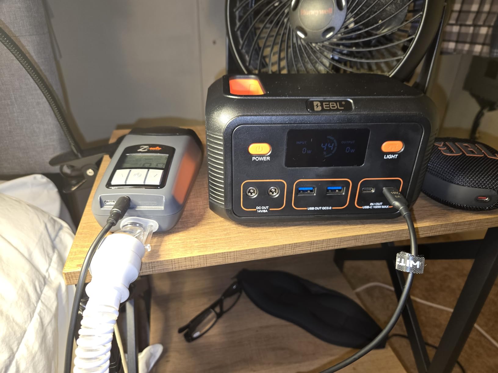 EBL Portable Power Station 1000W, 999Wh Solar Generator 2000W Peak, AC/Wireless Charging/60W USB-C Output, Lithium Battery for Emergency, Home Backup, Camping, RV, Off-Grid Living Customer Review EBL Portable Power Station 1000W, 999Wh Solar Generator 2000W Peak, AC/Wireless Charging/60W USB-C Output, Lithium Battery for Emergency, Home Backup, Camping, RV, Off-Grid Living - Customer Photo 1