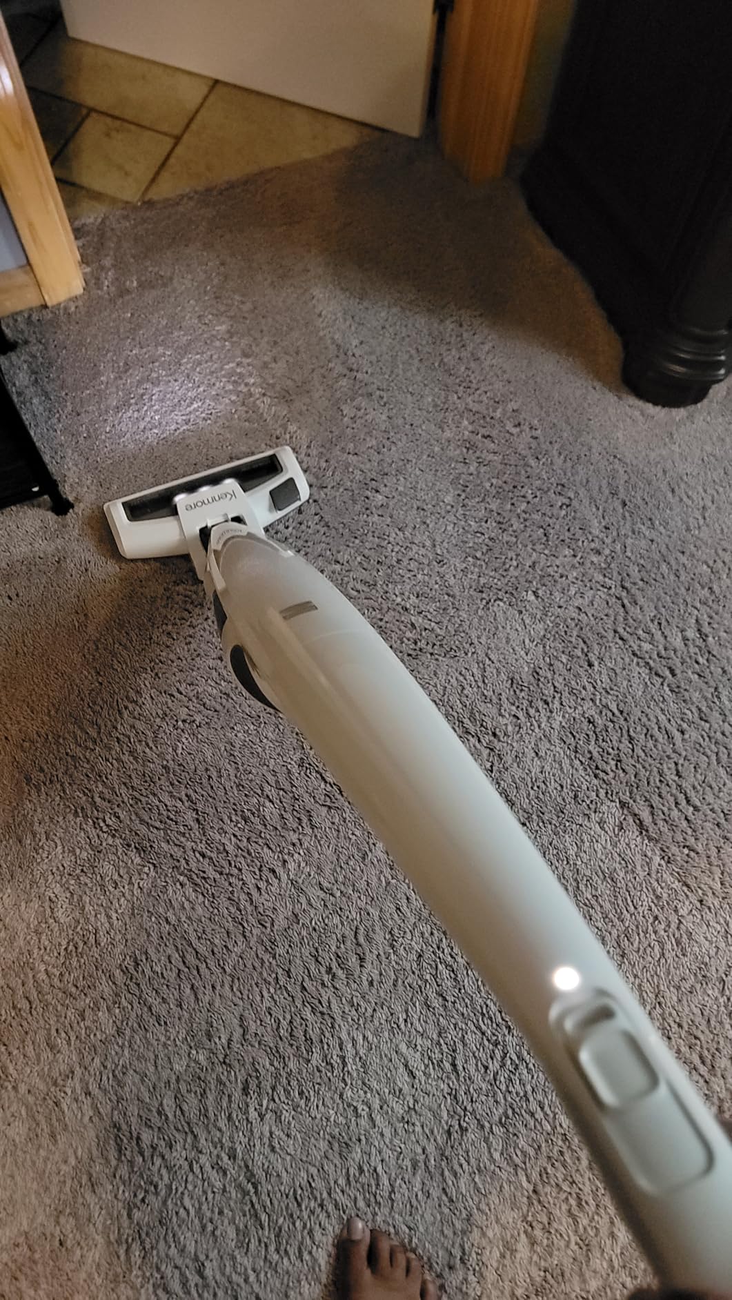 Kenmore DS1030 Cordless Stick Vacuum Lightweight Cleaner 2-Speed Power Suction LED Headlight 2-in-1 Handheld for Hardwood Floor, Carpet & Pet Hair, White Customer Review Kenmore DS1030 Cordless Stick Vacuum Lightweight Cleaner 2-Speed Power Suction LED Headlight 2-in-1 Handheld for Hardwood Floor, Carpet & Pet Hair, White - Customer Photo 1