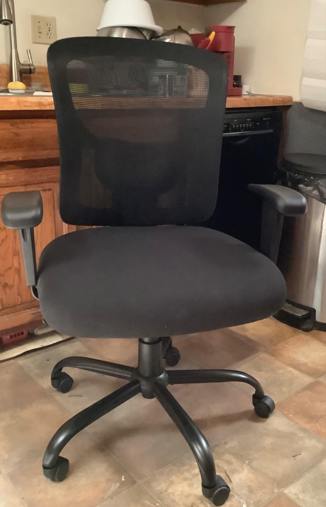 HCY Big & Tall Office Chair, Desk Chair 400 lbs Computer Mesh Chair for Heavy People Height Adjustable Rolling Desk Chair with Ergonomic Lumbar Support for Home, Office (Black) Customer Review HCY Big & Tall Office Chair, Desk Chair 400 lbs Computer Mesh Chair for Heavy People Height Adjustable Rolling Desk Chair with Ergonomic Lumbar Support for Home, Office (Black) - Customer Photo 1