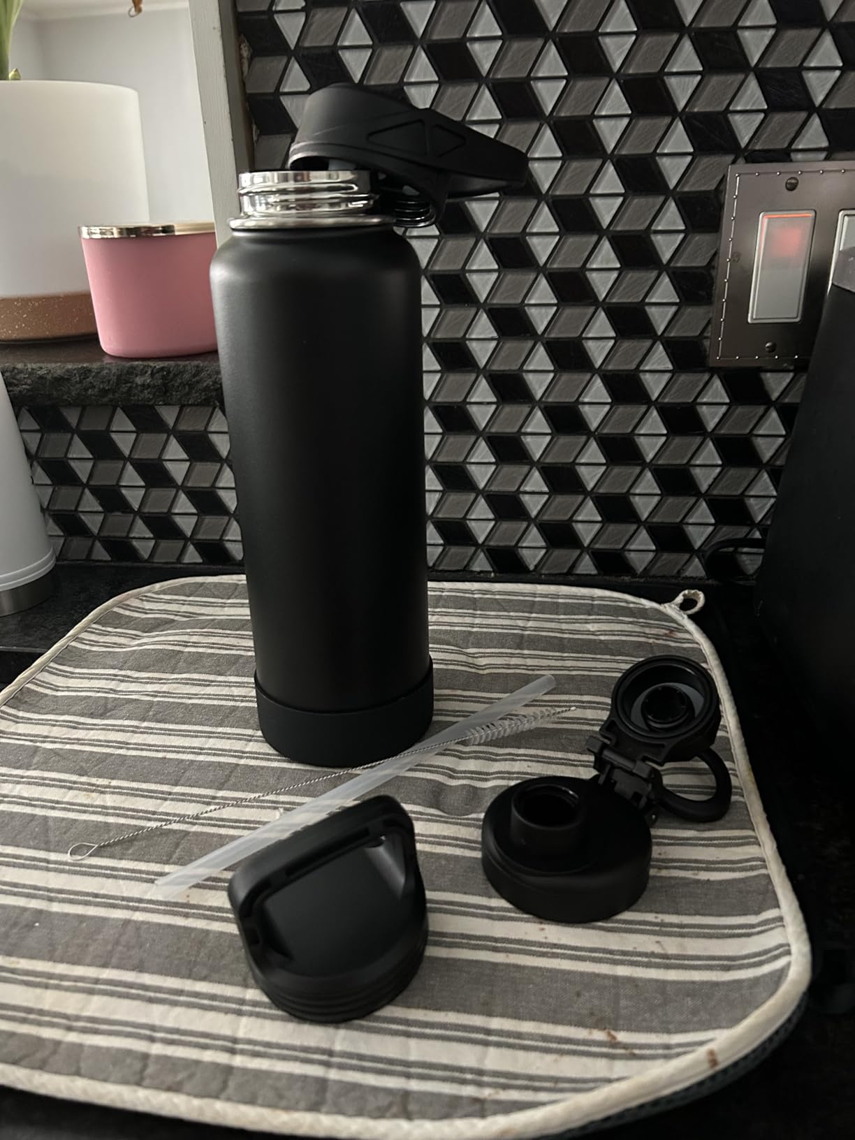 CIVAGO 32 oz Insulated Water Bottle With Straw, Stainless Steel Sports Water Cup Flask with 3 Lids (Straw, Spout and Handle Lid), Wide Mouth Travel Thermal Mug, Army Green - Customer Photo 1