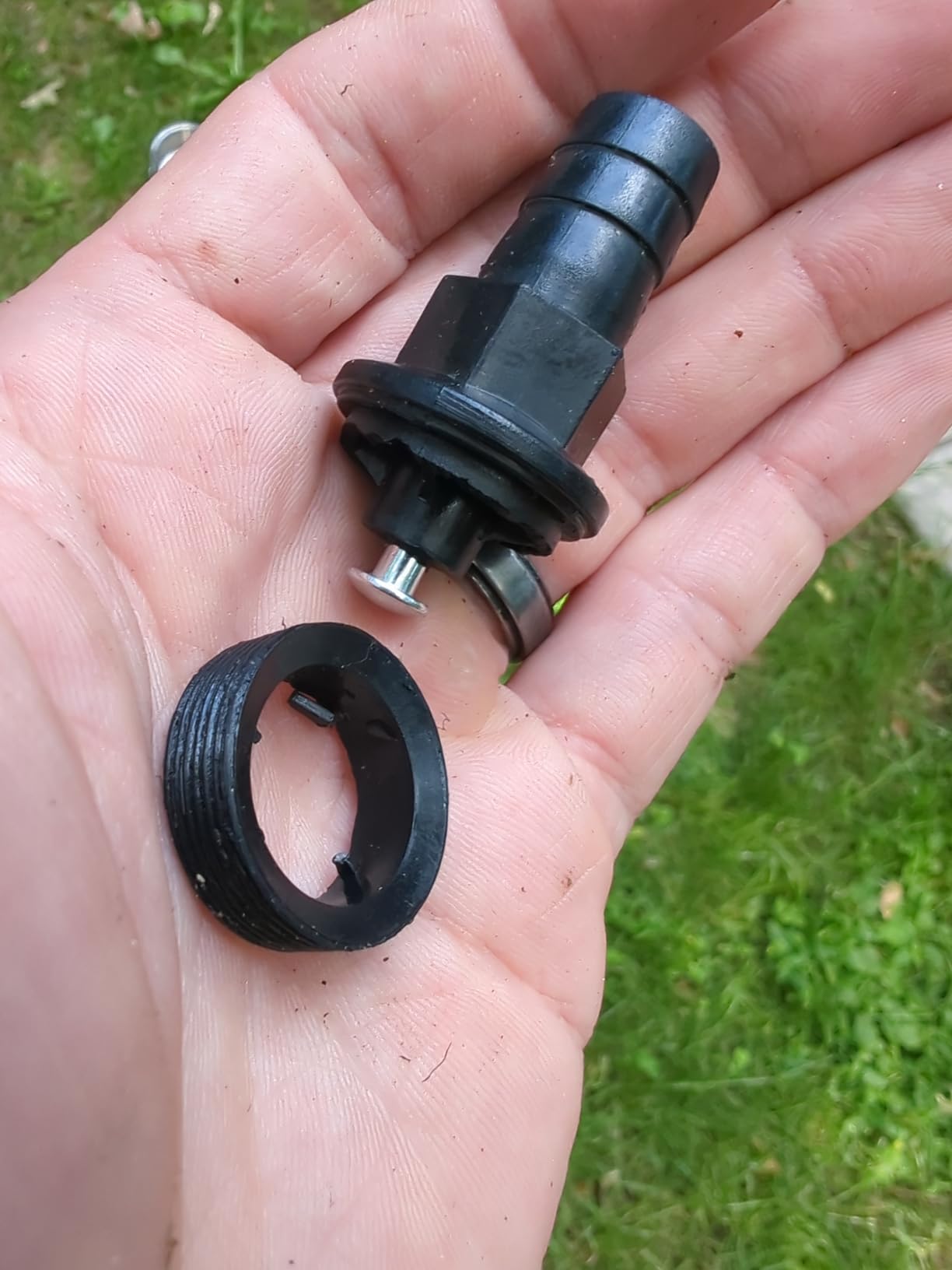 Caravan Sink Hand Pump, Hand-Operated Drum Pump, Caravan Sink Water Hand Pump Tap Camping Trailer Motorhome Rv 4wd Replacement (Black) Customer Review Caravan Sink Hand Pump, Hand-Operated Drum Pump, Caravan Sink Water Hand Pump Tap Camping Trailer Motorhome Rv 4wd Replacement (Black) - Customer Photo 1