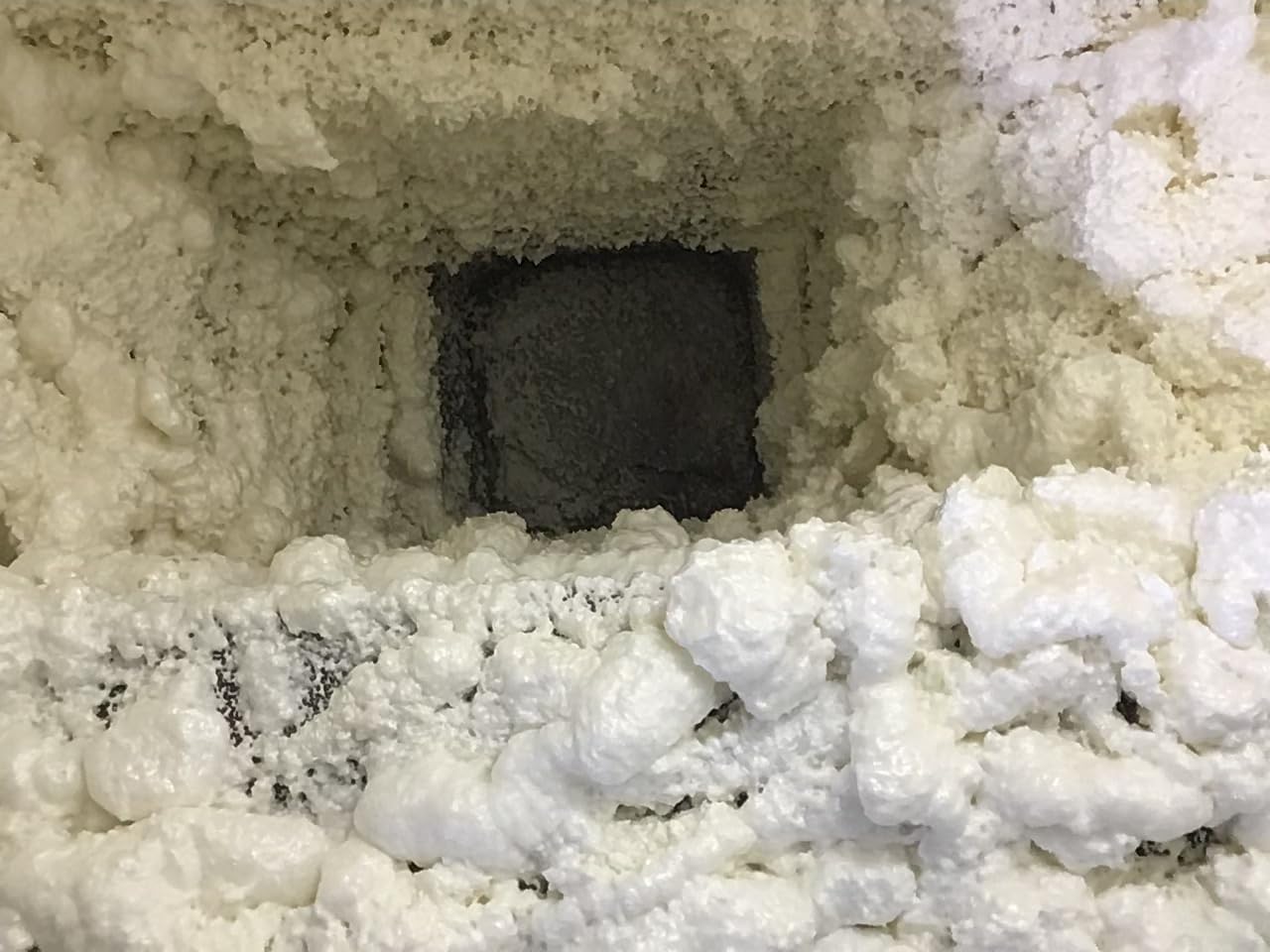 Akfix Thermcoat Spray Foam Insulation Kit (240 Board Feet) Closed Cell Expanding Sealant for Thermal & Acoustic Protection Customer Review Akfix Thermcoat Spray Foam Insulation Kit (240 Board Feet) Closed Cell Expanding Sealant for Thermal & Acoustic Protection - Customer Photo 2