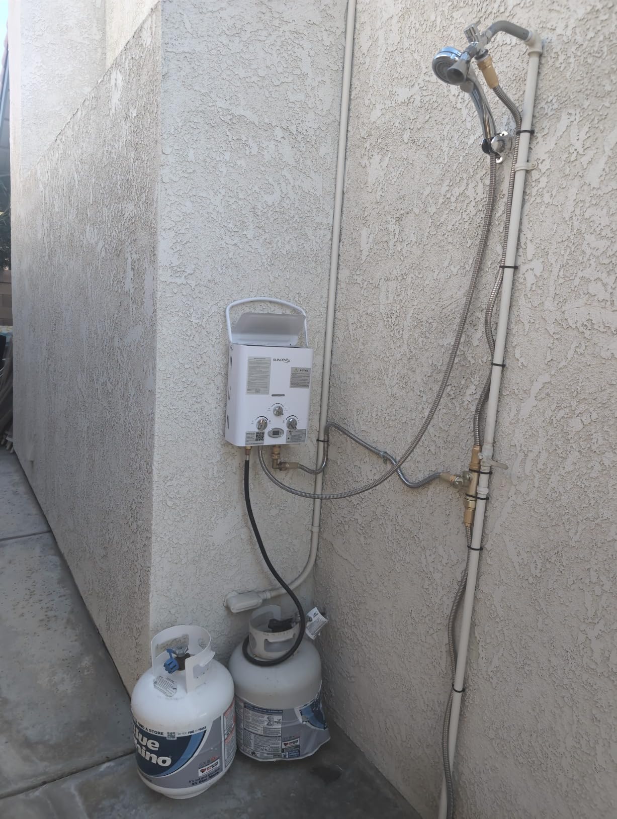 Portable Water Heater Propane Tankless - 6L 1.58GPM RV on demand Hot Gas Outdoor Digital Display Water Heater for Camping,Boat,Cabins Customer Review Portable Water Heater Propane Tankless - 6L 1.58GPM RV on demand Hot Gas Outdoor Digital Display Water Heater for Camping,Boat,Cabins - Customer Photo 2