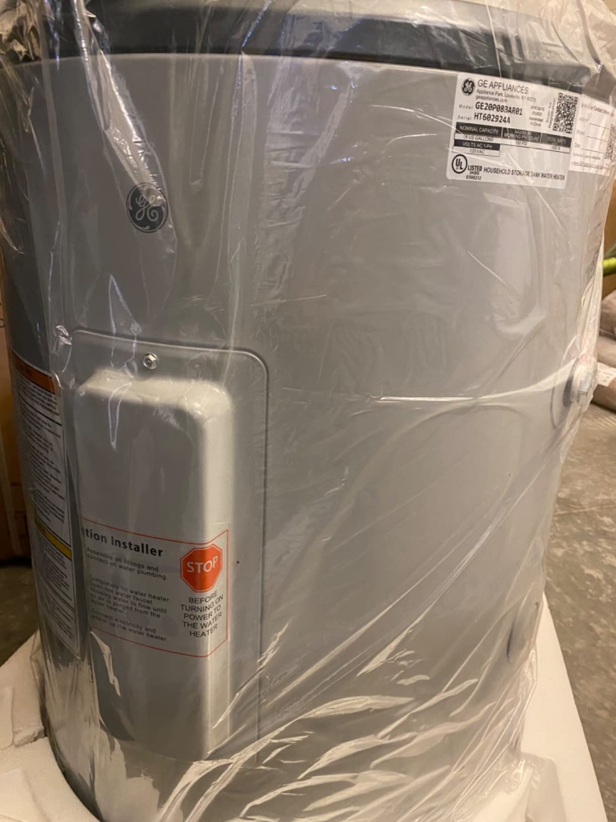 GE Appliances 10 Gallon Versatile Plug and Play Electric Water Heater with Adjustable Thermostat, Easily Installs Where You Want It, 120 Volt - Customer Photo 3