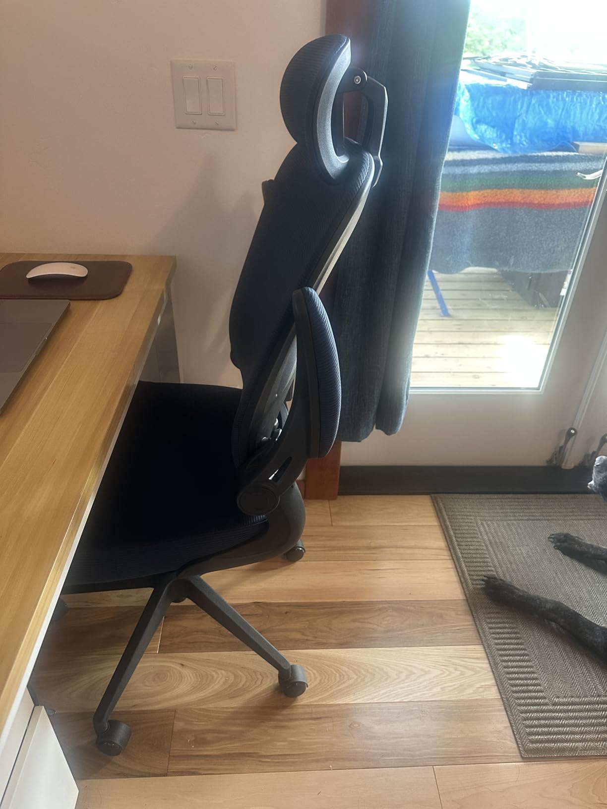Oline ErgoAir Ergonomic Office Chair – Adjustable Lumbar Support, Flip-Up Armrests, Mesh Computer Desk Chair, Swivel Rolling Executive Gaming Chair for Home & Office (Black) Customer Review Oline ErgoAir Ergonomic Office Chair – Adjustable Lumbar Support, Flip-Up Armrests, Mesh Computer Desk Chair, Swivel Rolling Executive Gaming Chair for Home & Office (Black) - Customer Photo 4