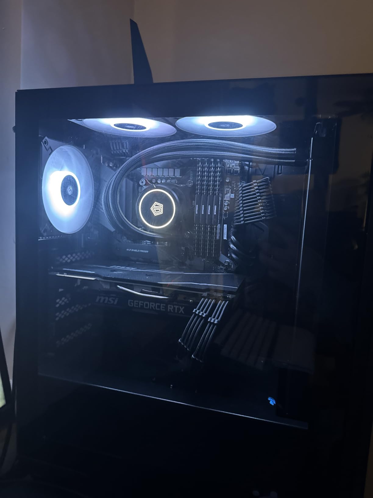 ID-COOLING FROSTFLOW X 240 CPU Water Cooler AIO Cooler 240mm CPU Liquid Cooler White LED 2x120mm PWM Fans, Intel 1700/1200/115X, AMD AM5/AM4 Customer Review ID-COOLING FROSTFLOW X 240 CPU Water Cooler AIO Cooler 240mm CPU Liquid Cooler White LED 2x120mm PWM Fans, Intel 1700/1200/115X, AMD AM5/AM4 - Customer Photo 1