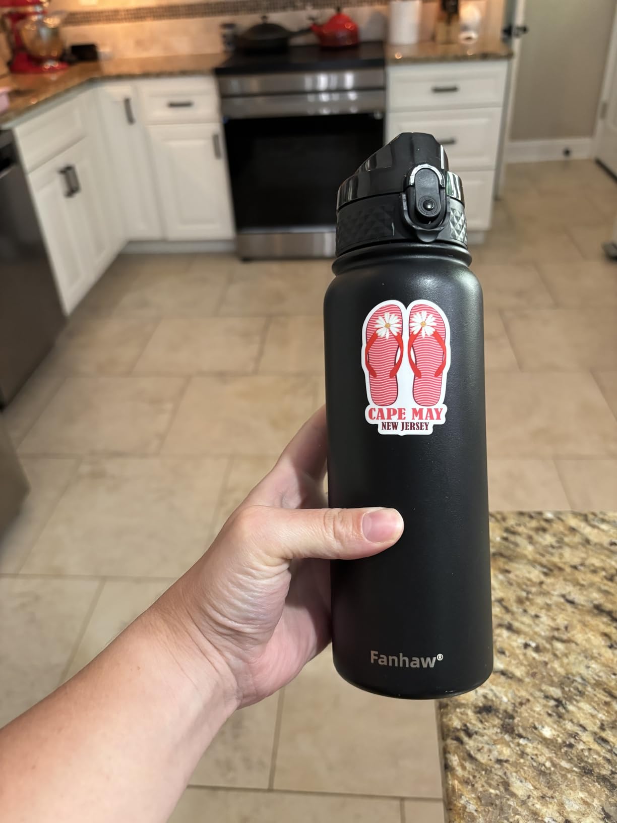 Fanhaw 20 Oz Stainless Steel Insulated Sports Water Bottles with Straw for Kids, Men and Women (Black) Customer Review Fanhaw 20 Oz Stainless Steel Insulated Sports Water Bottles with Straw for Kids, Men and Women (Black) - Customer Photo 2