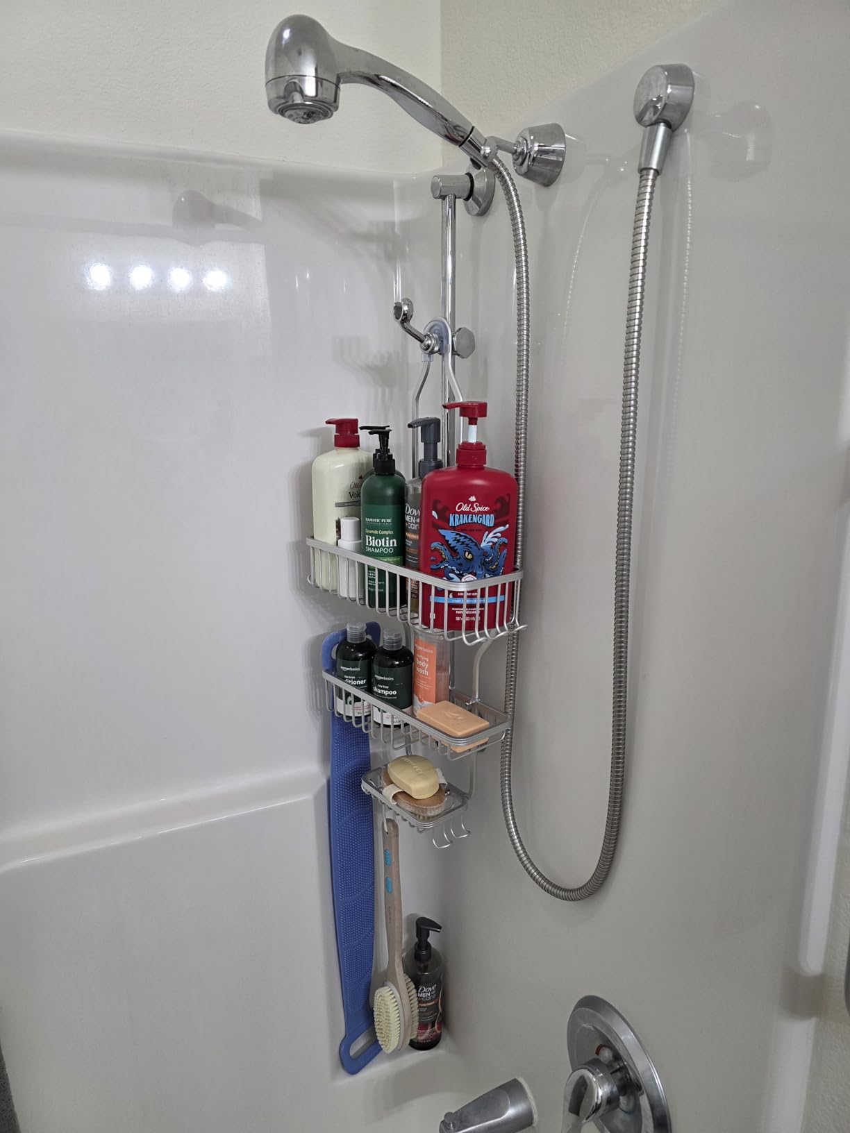 YASONIC Shower Caddy Hanging - Never Rust Shower Organizer - Aluminum Over The Head Caddy with 10 Hooks for Razor/Sponge - Rack with Soap Basket - Silver Customer Review YASONIC Shower Caddy Hanging - Never Rust Shower Organizer - Aluminum Over The Head Caddy with 10 Hooks for Razor/Sponge - Rack with Soap Basket - Silver - Customer Photo 2