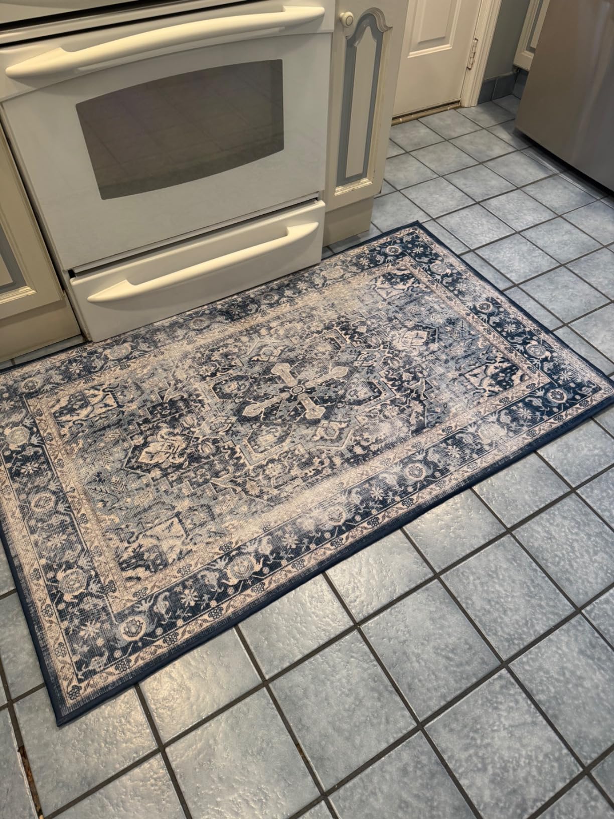 RUGGABLE Washable Area Rug – Kamran Soft Pink 2x3, Stain-Resistant, Non-Slip – Small Machine Washable Rugs for Living Room, Bedroom, Hallway, Entryway & Bathroom–with Standard Pad Customer Review RUGGABLE Washable Area Rug – Kamran Soft Pink 2x3, Stain-Resistant, Non-Slip – Small Machine Washable Rugs for Living Room, Bedroom, Hallway, Entryway & Bathroom–with Standard Pad - Customer Photo 1