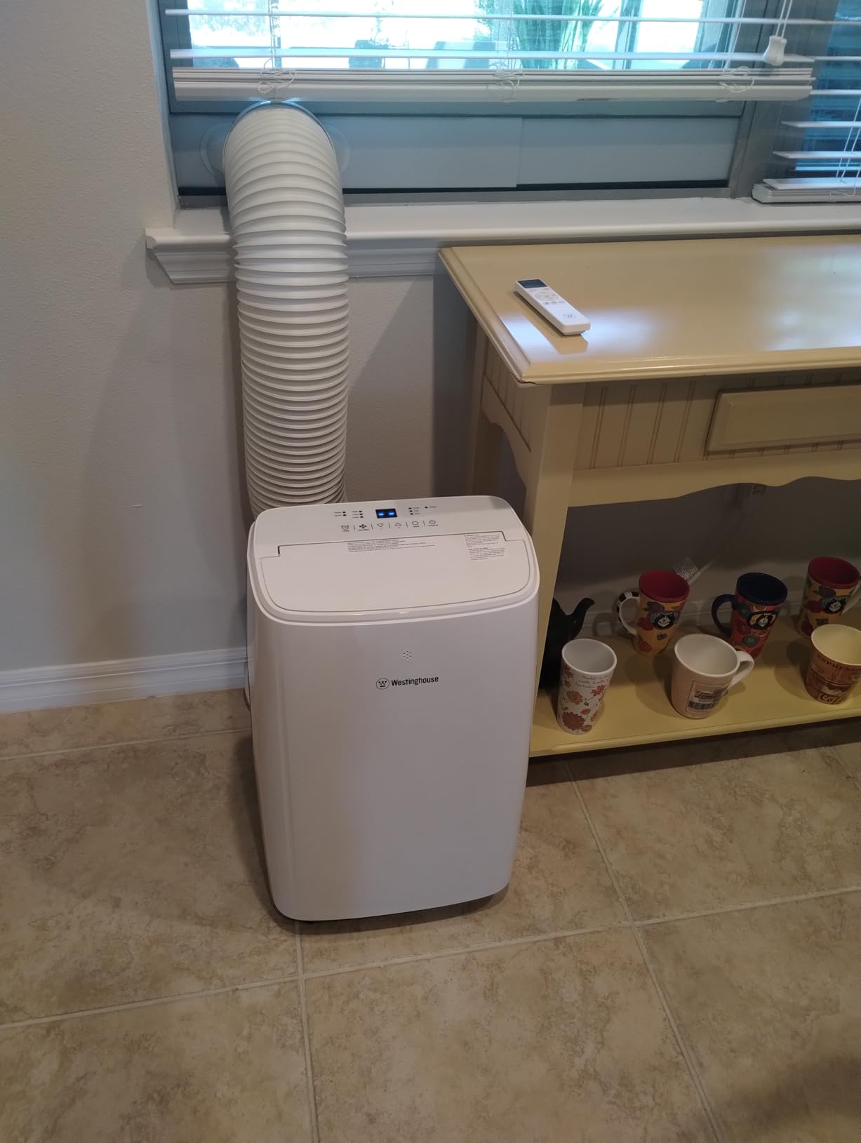 Westinghouse 14,000 BTU Air Conditioner with Heat Mode, Cools 700 sq. ft., WiFi Enabled, Remote Controlled, Dehumidifier, 3-Speed Fan, Programmable Timer, Window Kit - Customer Photo 2
