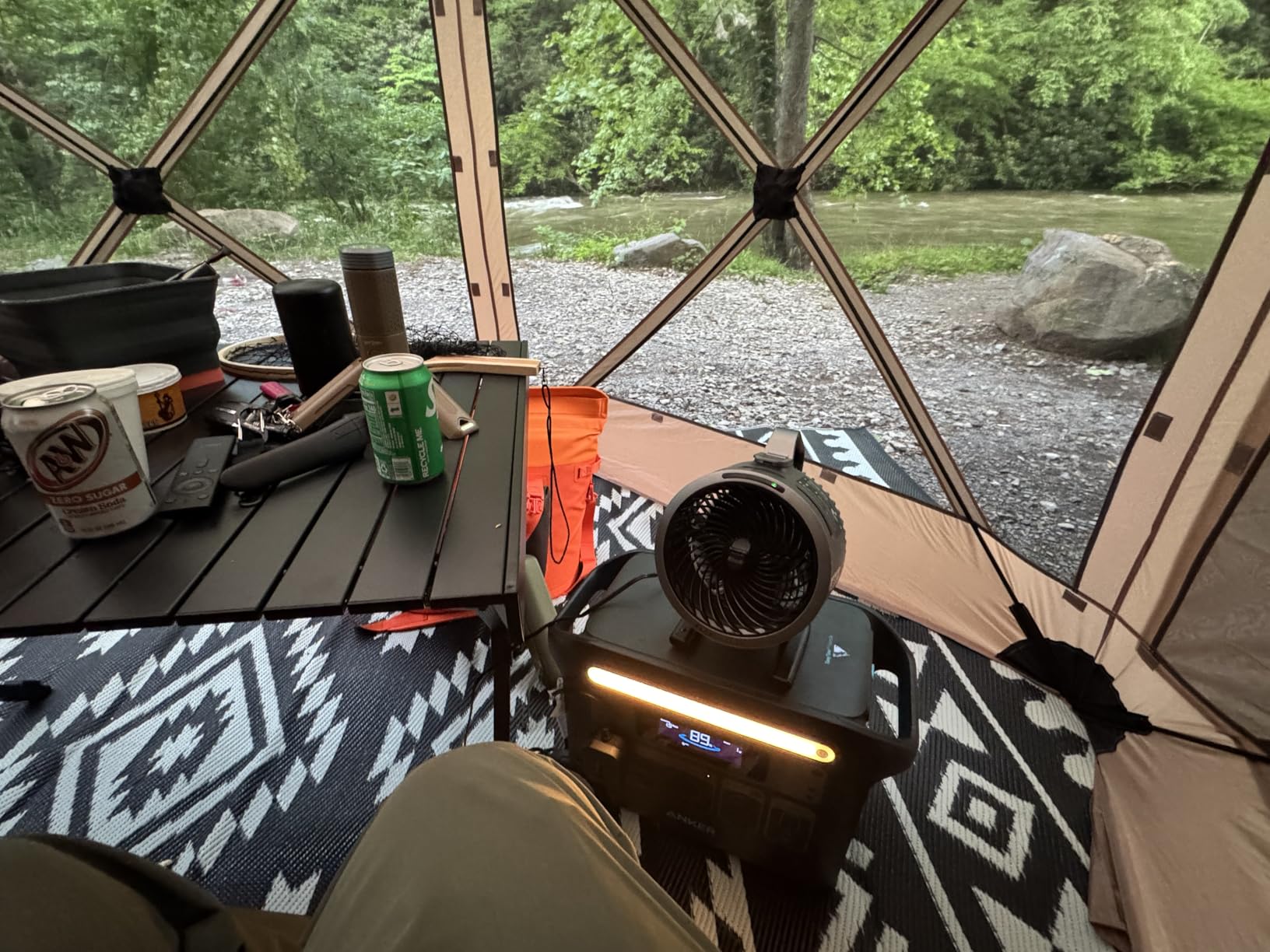 Anker SOLIX F2000 Solar Generator, 2048Wh Portable Power Station with LiFePO4 Batteries and 400W Solar Panel, GaNPrime Technology, 4 AC Outlets Up to 2400W for Home, Power Outages, Camping, and RVs Customer Review Anker SOLIX F2000 Solar Generator, 2048Wh Portable Power Station with LiFePO4 Batteries and 400W Solar Panel, GaNPrime Technology, 4 AC Outlets Up to 2400W for Home, Power Outages, Camping, and RVs - Customer Photo 1