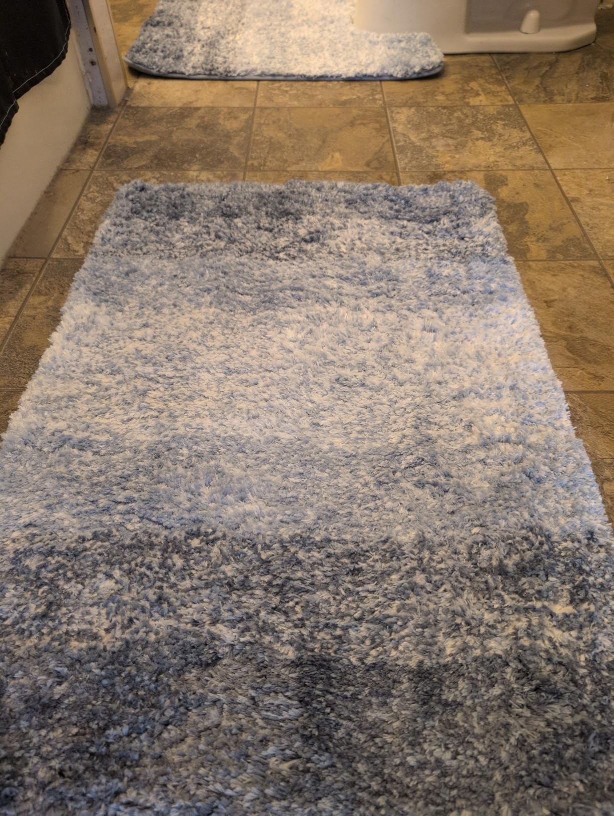 OLANLY Bathroom Rugs Mat 30x20, Extra Soft Absorbent Microfiber Bath Rugs, Rubber Backing, Quick Dry, Machine Washable Bath Mats for Bathroom Floor, Tub and Shower, Home Decor Accessories, Grey - Customer Photo 1