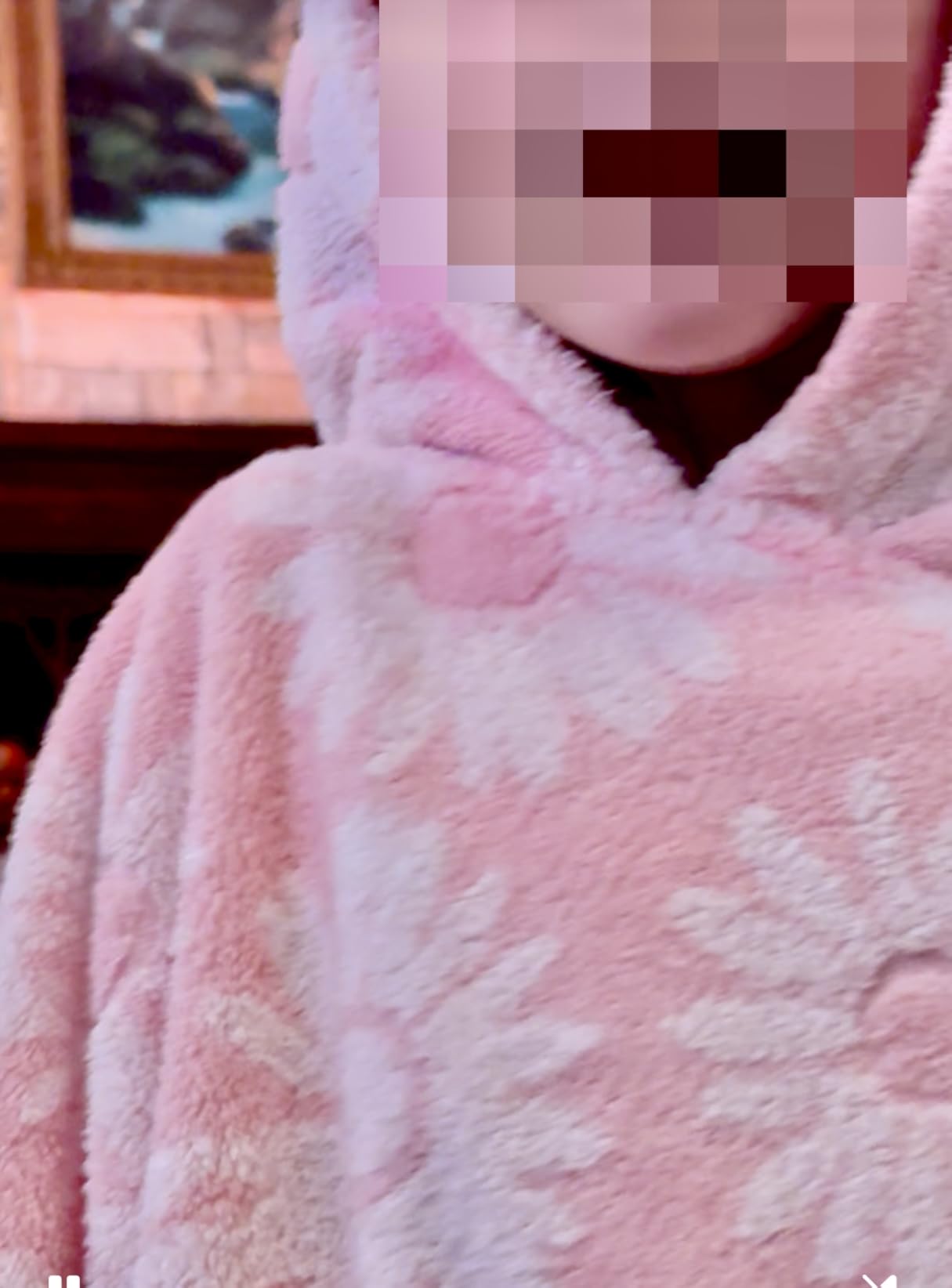 Hooded Bath Towels for Kids (3-10Years) - Soft, Absorbent Turkish Cotton Thick Pool Towels with Hood for Toddler,Perfect for Bath | Beach | Pool | Swim, Jacquard, Pink with White Daisys Theme Customer Review Hooded Bath Towels for Kids (3-10Years) - Soft, Absorbent Turkish Cotton Thick Pool Towels with Hood for Toddler,Perfect for Bath | Beach | Pool | Swim, Jacquard, Pink with White Daisys Theme - Customer Photo 2