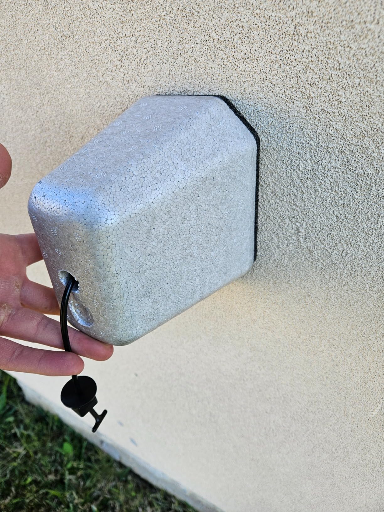 Outdoor Faucet Covers for Winter Freeze Protection, Foam Spigot Covers Winter Insulated for Outside,Hose Bib Cover for Winter (4 Pack) - Customer Photo 2